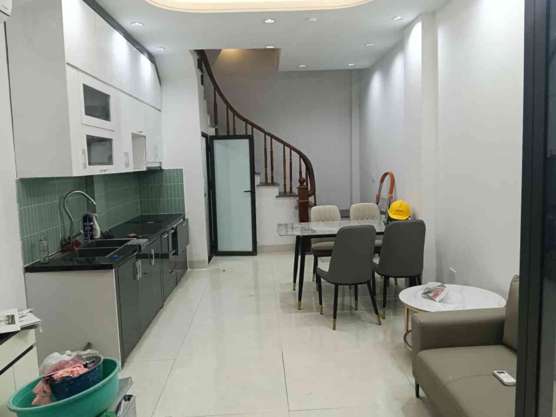 Bán nhà 5 tầng thiết kế hiện đại tại Ngô Thì Sỹ, Vạn Phúc diện tích 30m², giá 8,3 tỷ đồng