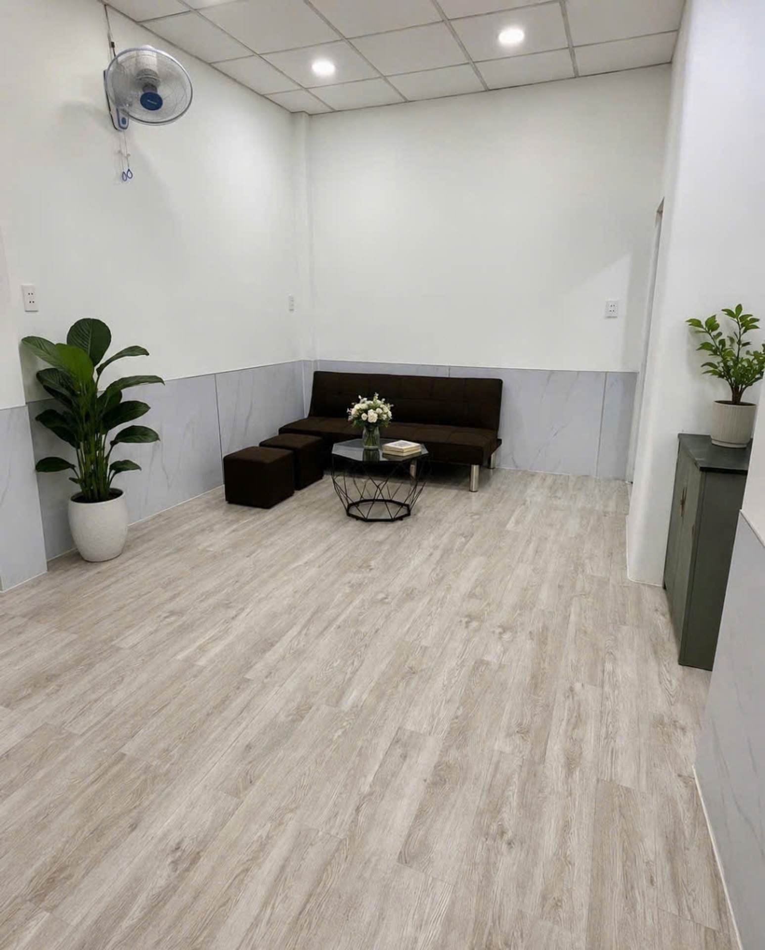 Bán nhà riêng Võ Duy Ninh gần Quận 1, gần Hàng Xanh, 19.2 m², 2 tầng, giá 2.98 tỷ