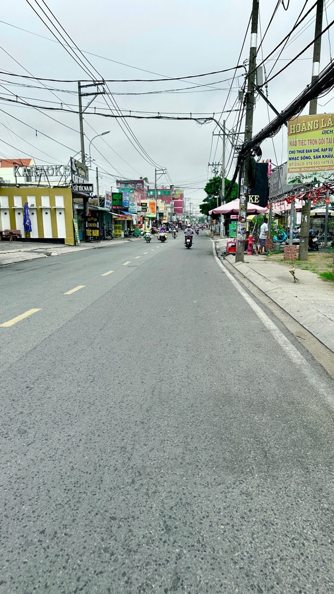 Dãy nhà trọ Bà Điểm ổn định, giá tốt kèm dòng tiền hấp dẫn