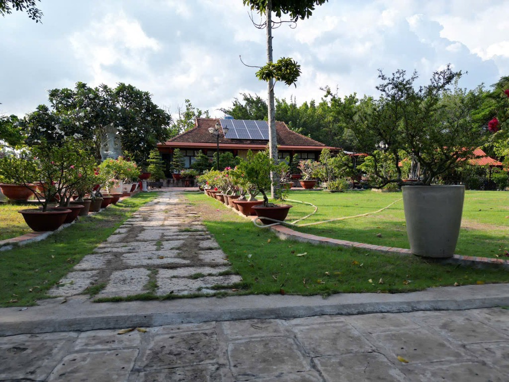 Nhà mặt phố sinh thái view sông rộng 9355m2 tại Bình Chánh