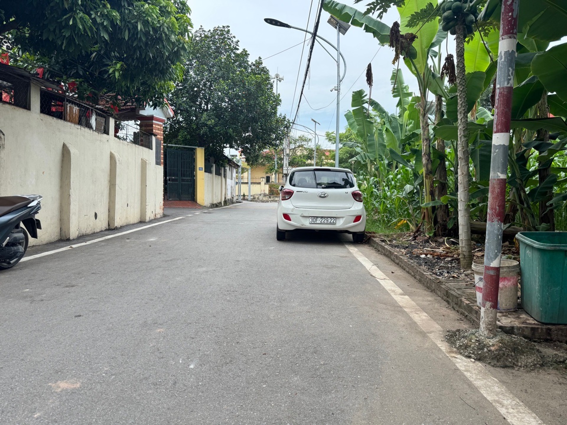Đất đẹp ô tô tránh, vị trí vàng tại Đan Phượng, trục chính kinh doanh đỉnh
