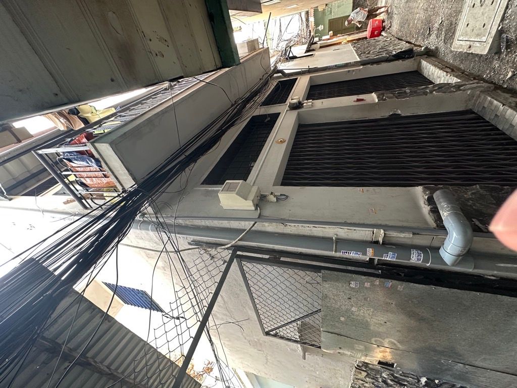 Nhà Lạc Long Quân giá hời, thu nhập tốt mỗi tháng