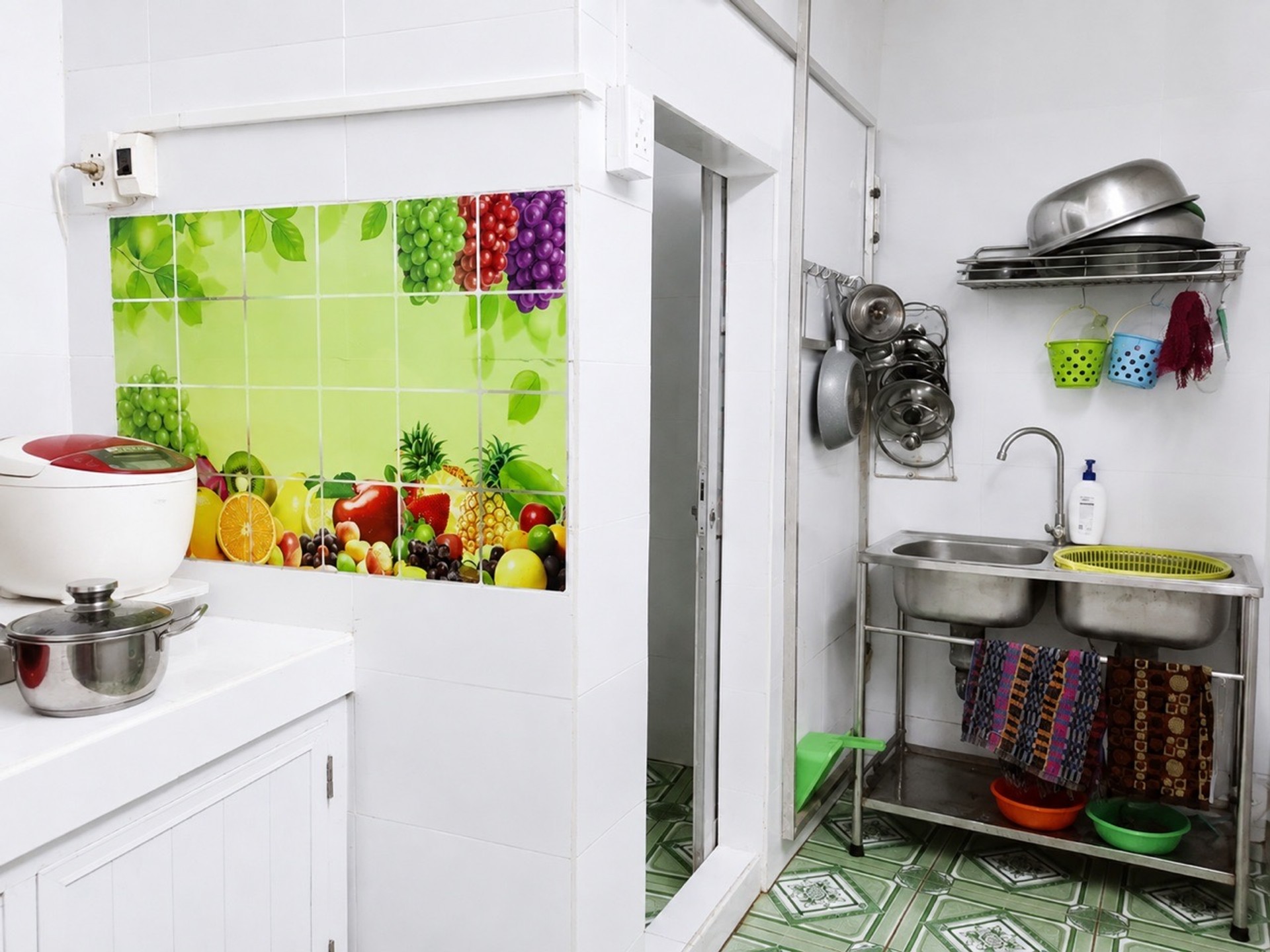 Nhà 2 tầng tiện nghi giá mềm tại Xô Viết Nghệ Tĩnh