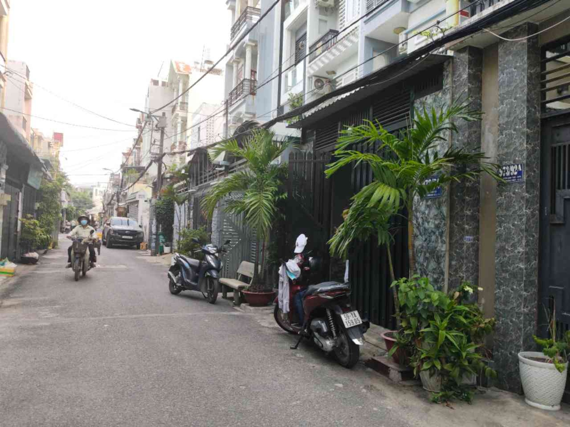 Nhà riêng 5 tầng hướng Đông, diện tích 68m2 tại Nguyễn Ảnh Thủ, Q12, giá 6.9 tỷ