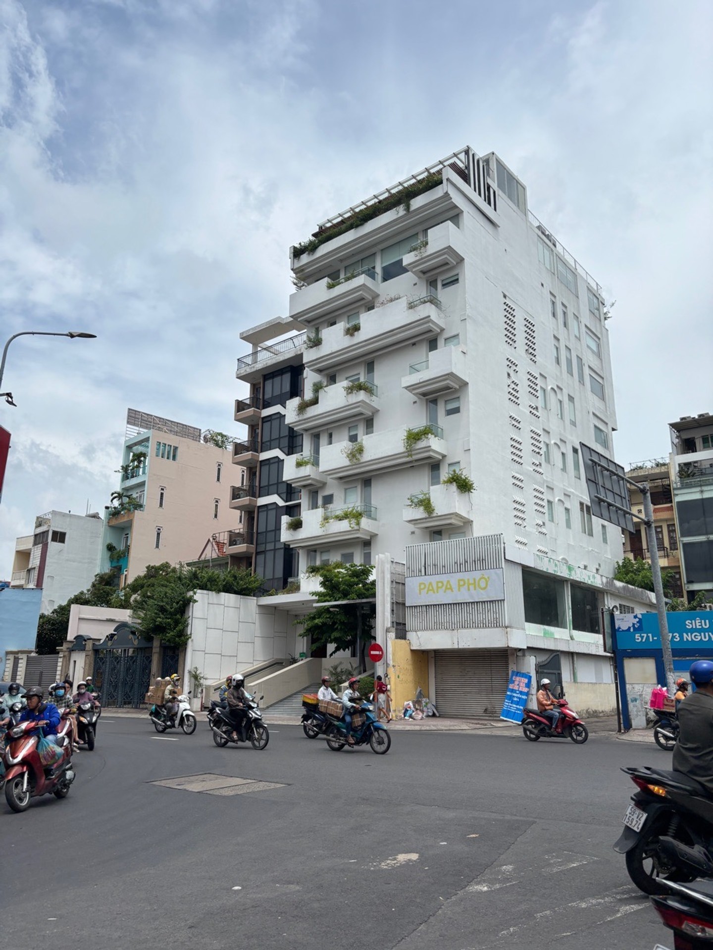 Nhà mặt phố rộng, vị trí vàng Đức Thuận - Phú Nhuận