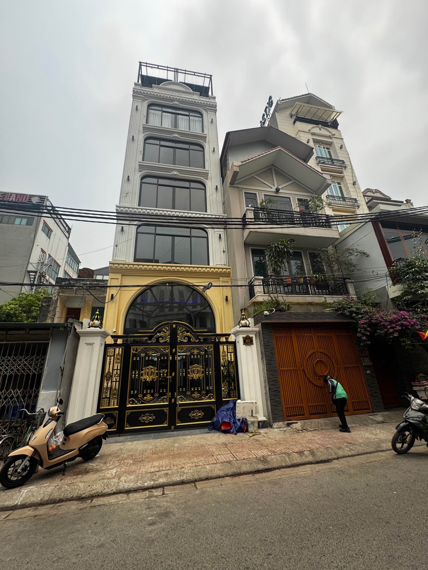BÁN NHÀ SÀI ĐỒNG 92.7M2- 7 TẦNG THANG MÁY - VỈA HÈ Ô TÔ TRÁNH - KINH DOANH ĐỈNH - 42.5 Tỷ
