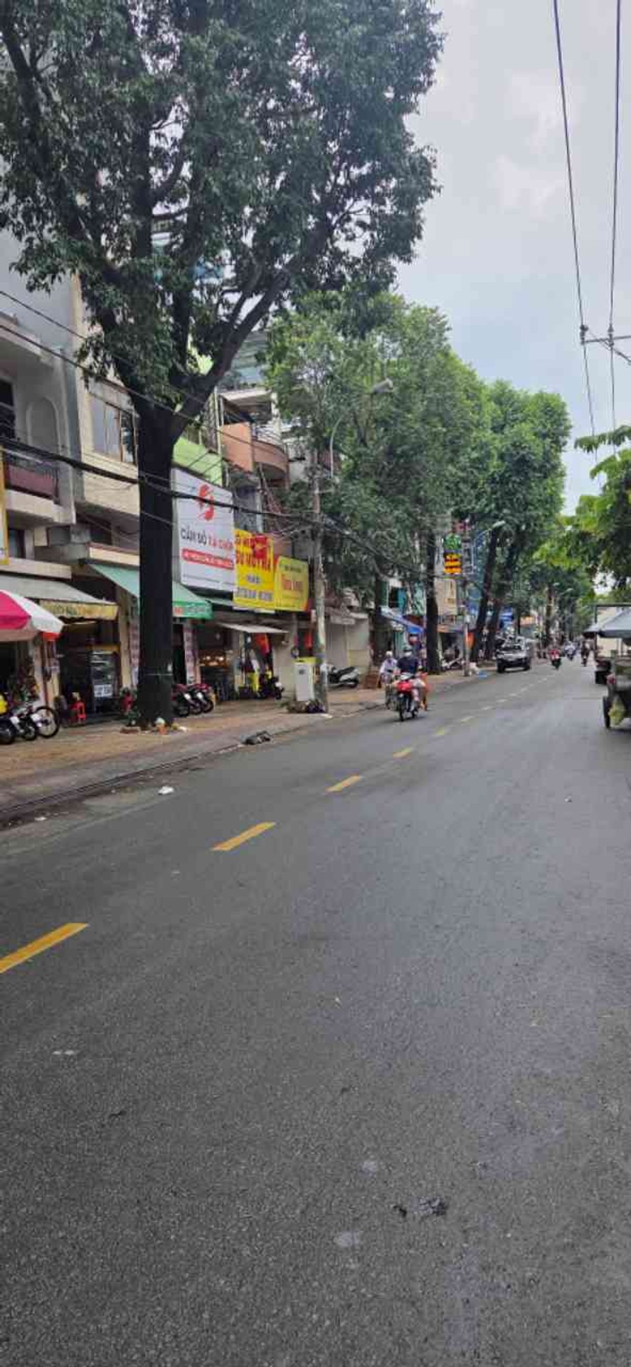 Nhà mặt phố kinh doanh sầm uất Tân Phú giá tốt