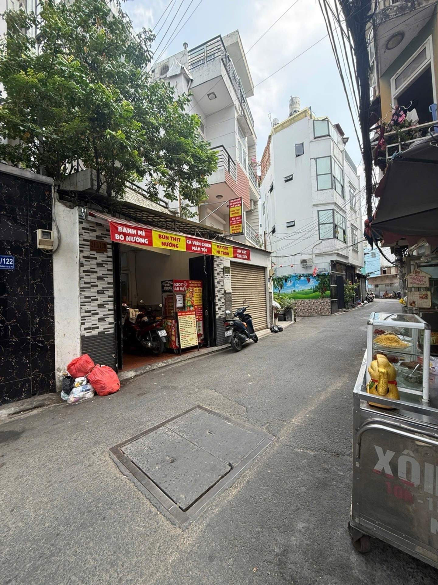 Nhà riêng 3 tầng 47m2 tại Hoàng Hoa Thám, không gian yên tĩnh, hẻm ô tô vào nhà