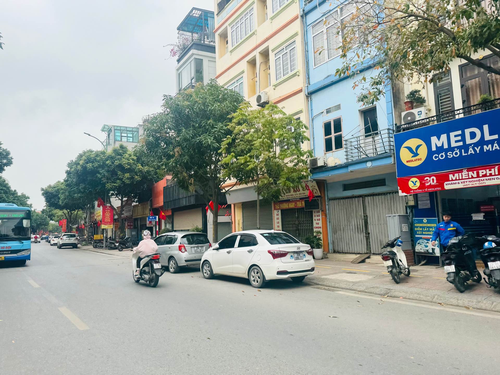Bán nhà riêng lô góc tại Thạch Bàn, Long Biên, ô tô thông, tiềm năng tăng giá