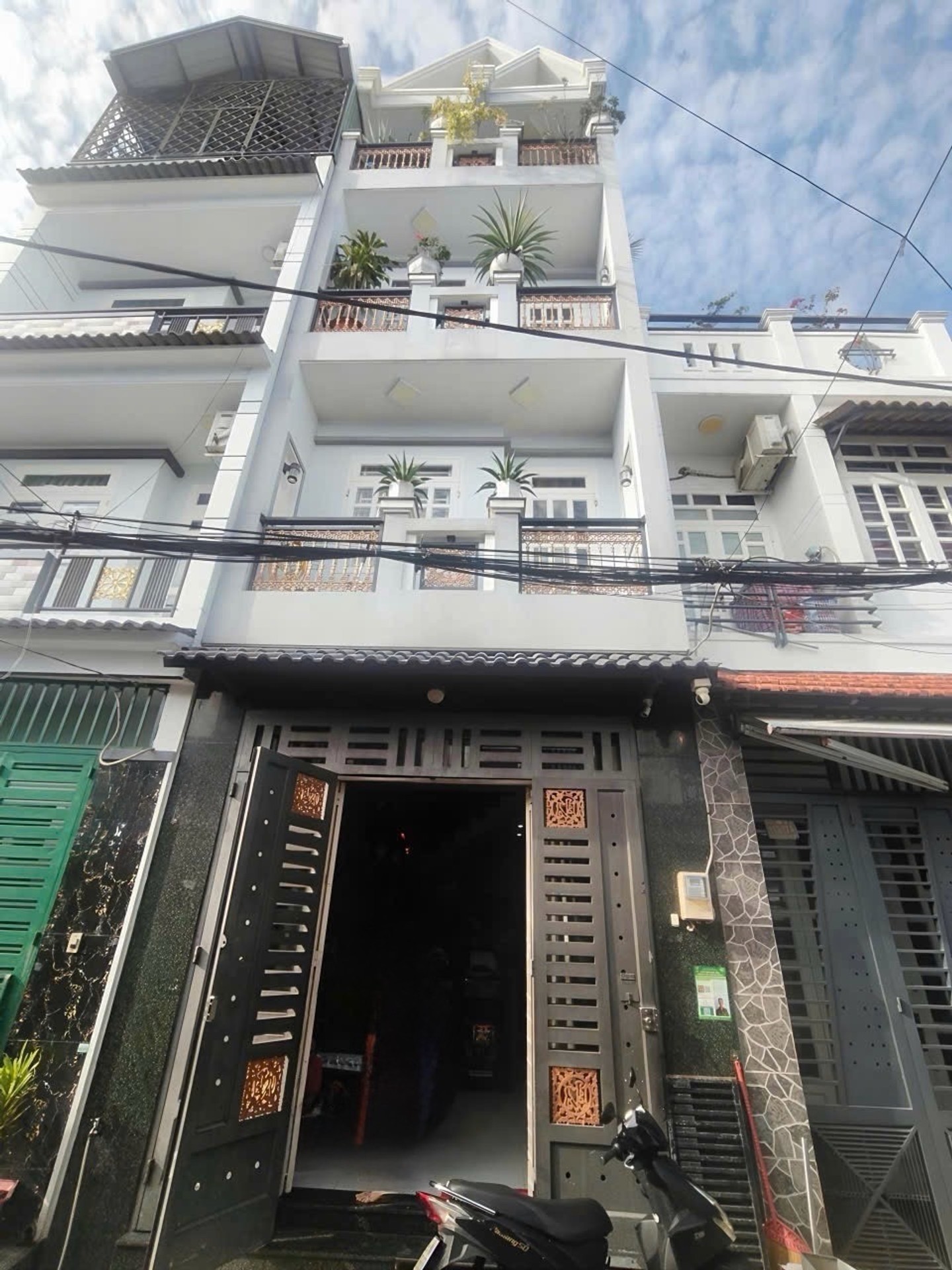 CƠ HỘI VÀNG SỞ HỮU NHÀ 4 TẦNG VIP KHU LÊ VĂN QUỚI, GIÁ CHỈ 5 TỶ XÍU (#170113ds14)