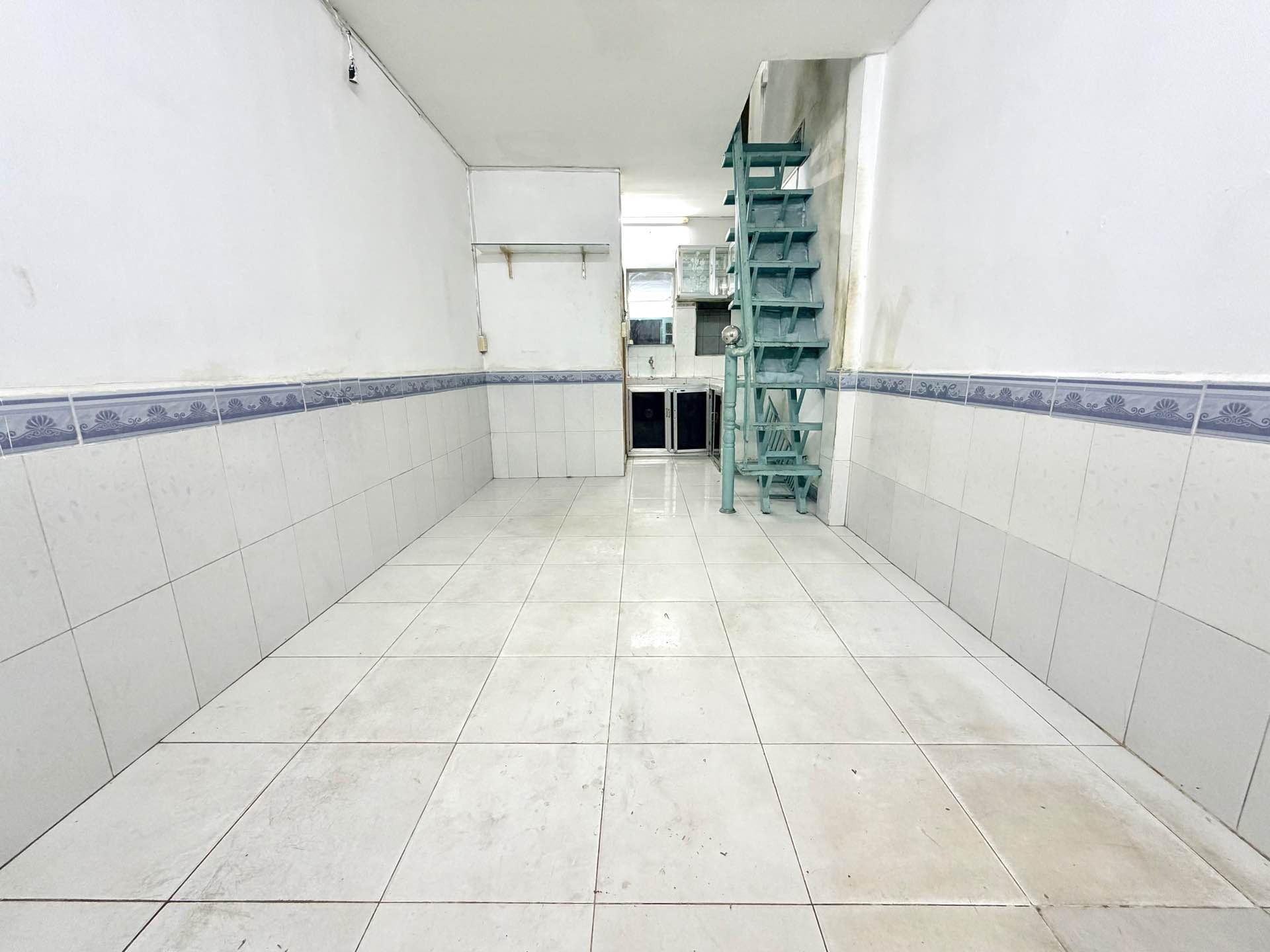Bán Nhà 2 Tầng Bình Thạnh Ngay Chu Văn An - Gần Hẻm Ô Tô - Sổ Hoàn Công - Giá 2.55 Tỷ