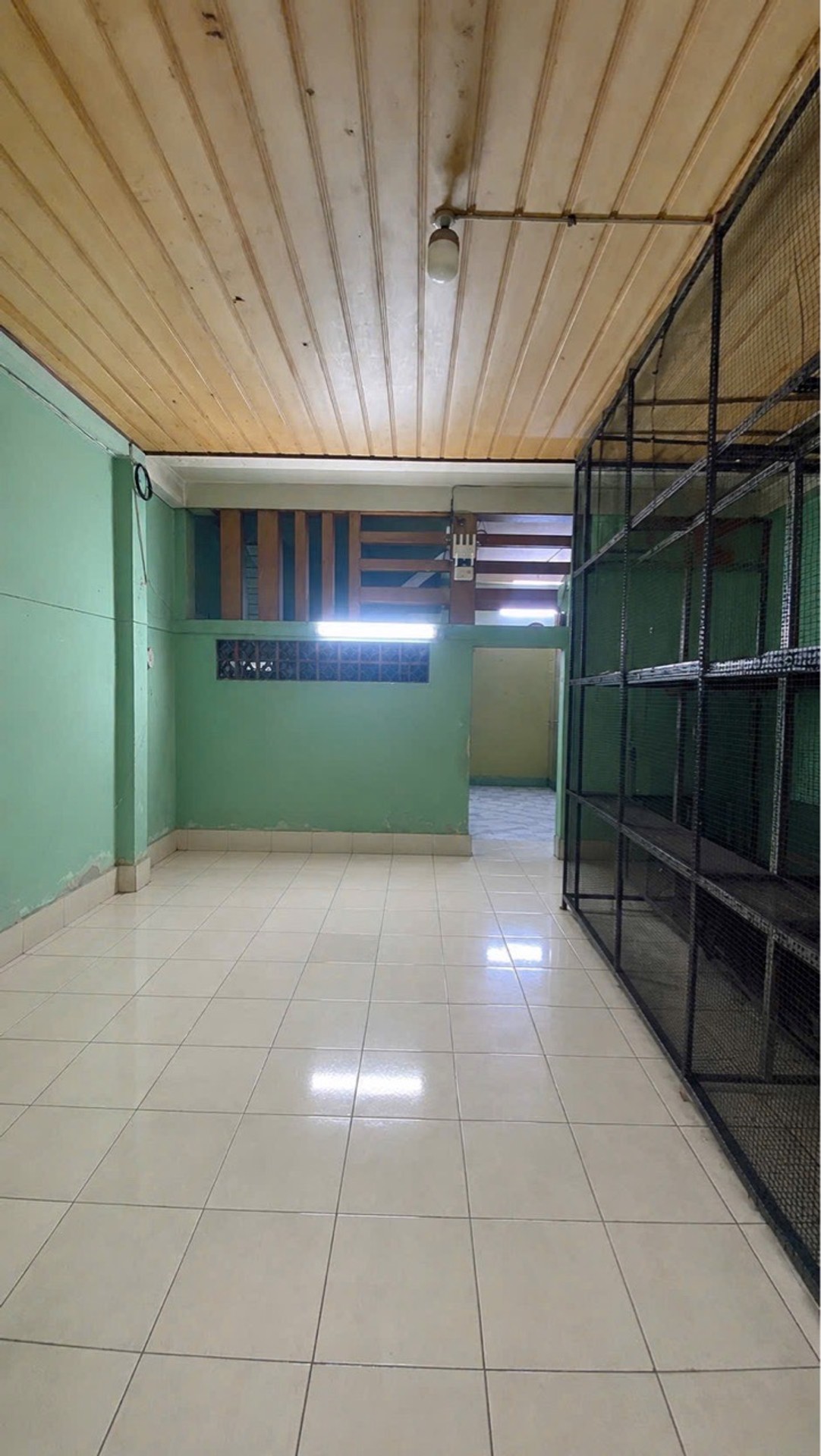 Nhà mặt phố Lạc Long Quân - Kinh doanh đỉnh giá 15 tỷ