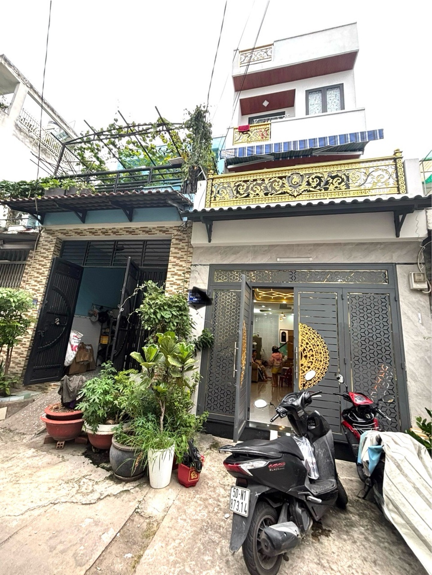 🏡 Sát MT Gò Xoài – Hẻm 8m thông
- 51m² (4x12.5m) – BTCT 4 lầu, 4PN, 3ƯC
- Kế chợ Gò Xoài .