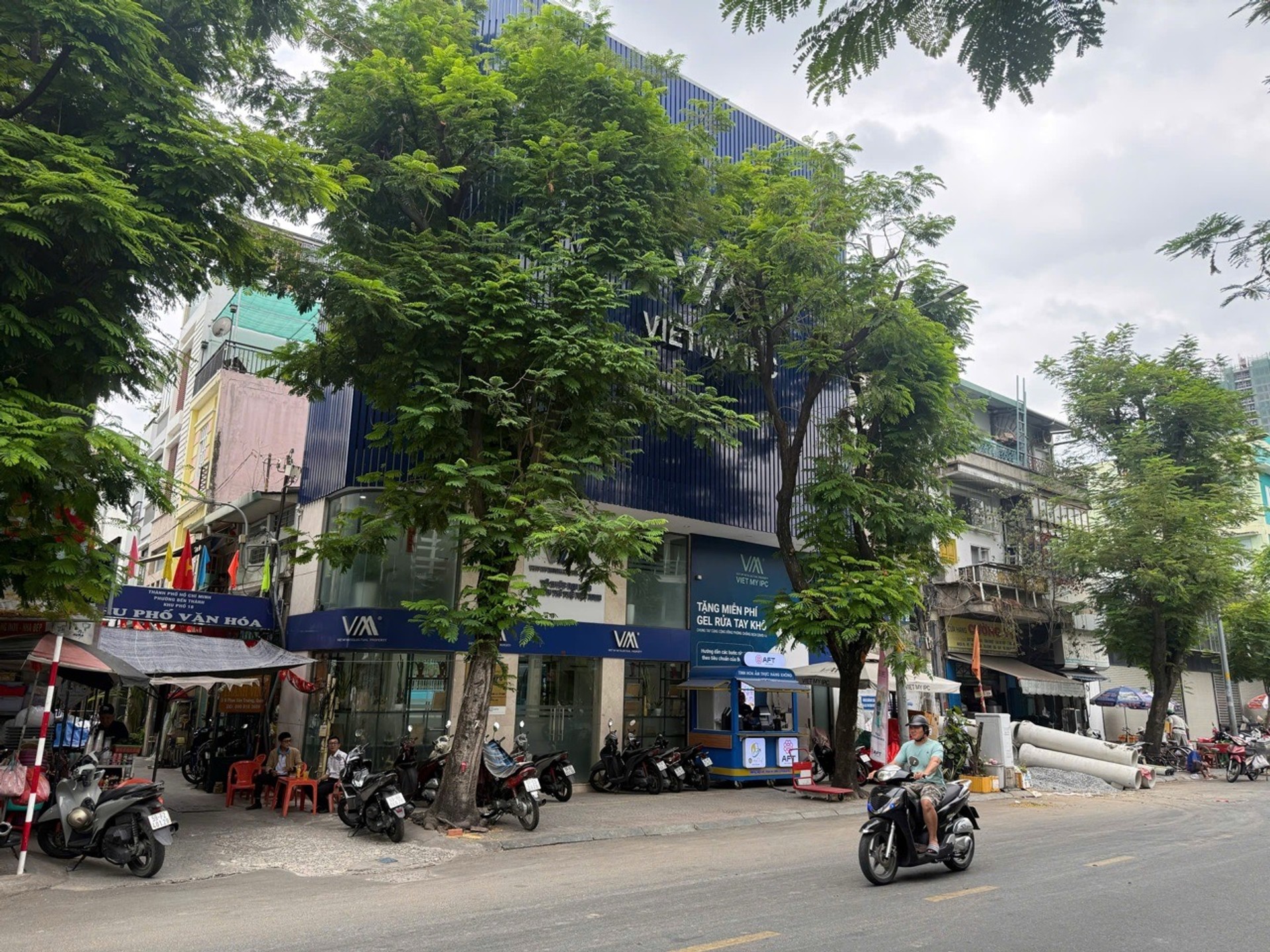 Nhà Góc 3 Mặt Tiền Quận 1, Giá Tốt Có Thang Máy