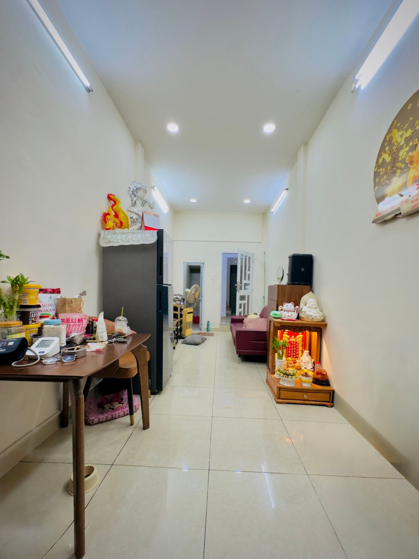 Nhà mặt phố Quận 3, 3 tầng kiên cố, sân thượng rộng