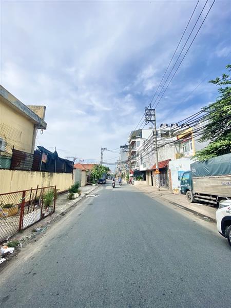 Đất mặt tiền hẻm rộng Bình Tân, siêu tiềm năng tiện kinh doanh