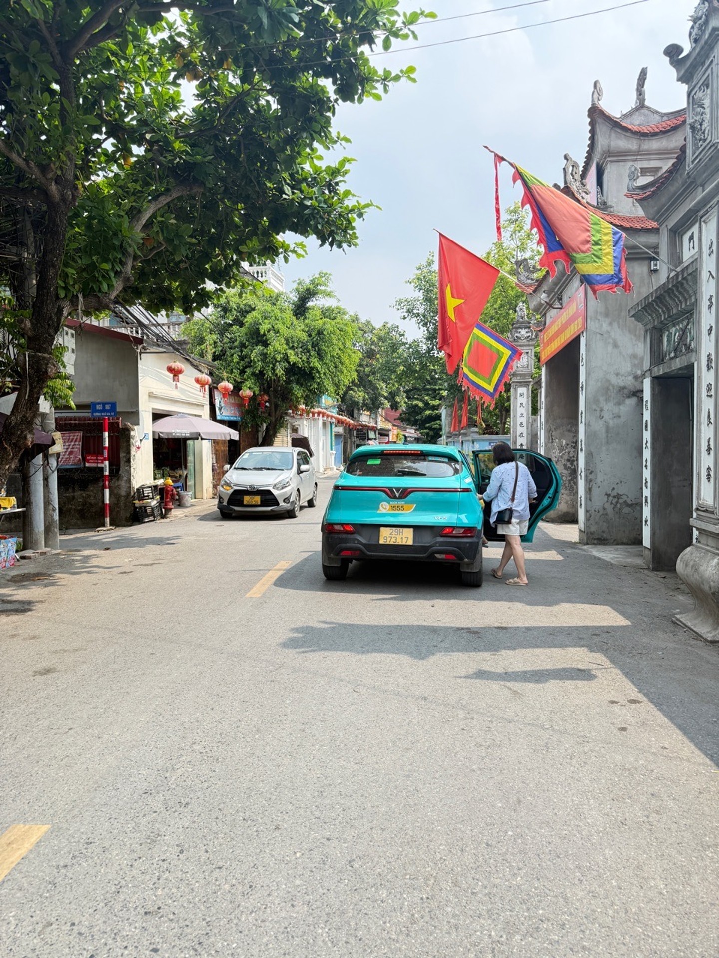 Nhà 5 tầng, 3 phòng ngủ, ô tô đỗ cửa tại Ngô Gia Tự