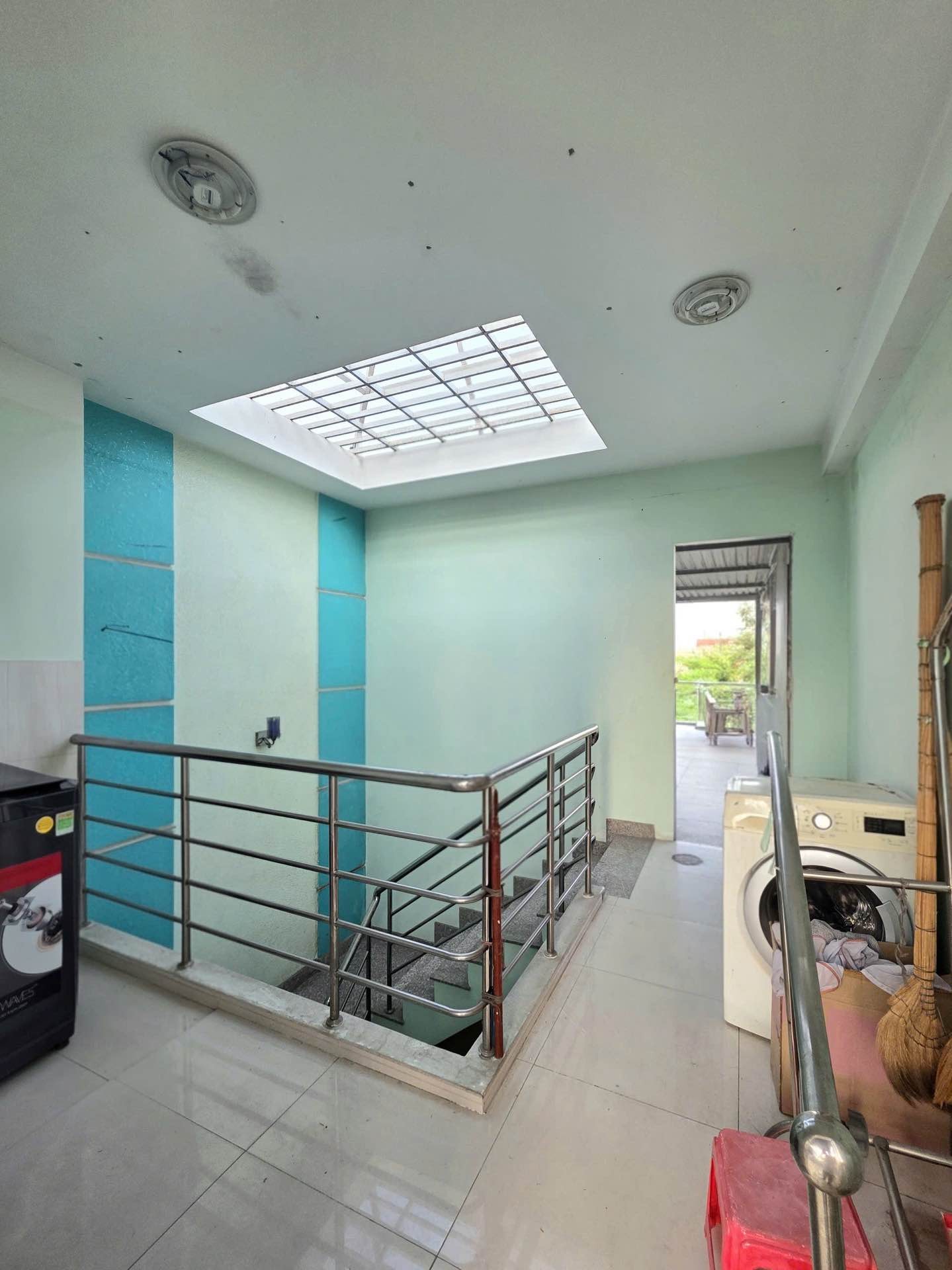 Bán nhà mặt tiền KDC Bình Phú, Quận 6, 64m2, 5 tầng 6pn. Giá 10.5 tỷ