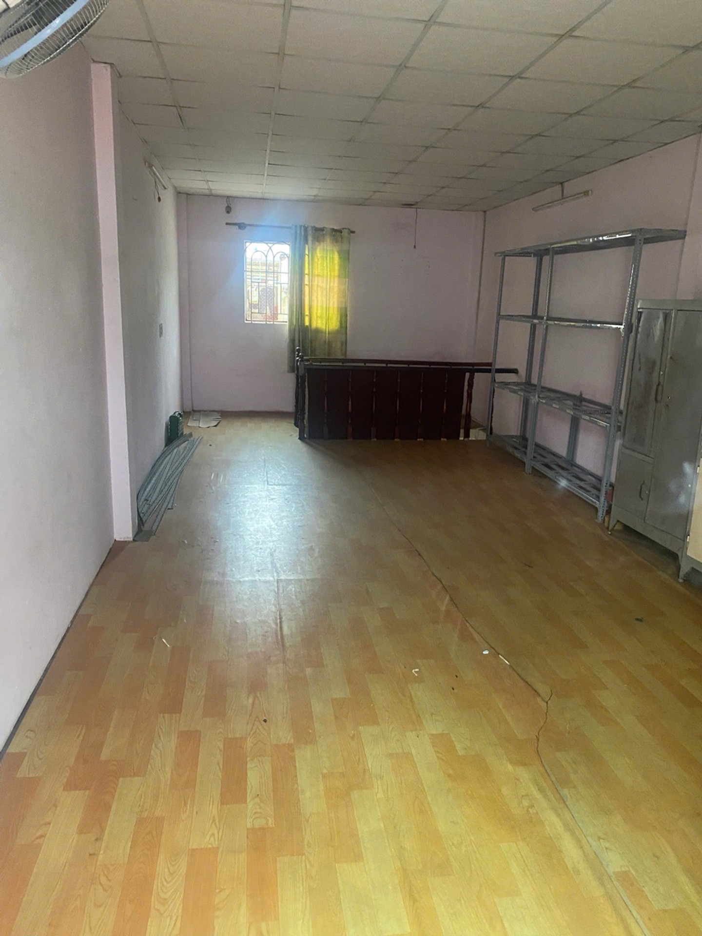 Nhà 2 tầng diện tích 112m² hẻm xe tải, gần mặt tiền, giá 9.3 tỷ tại Tân Sơn