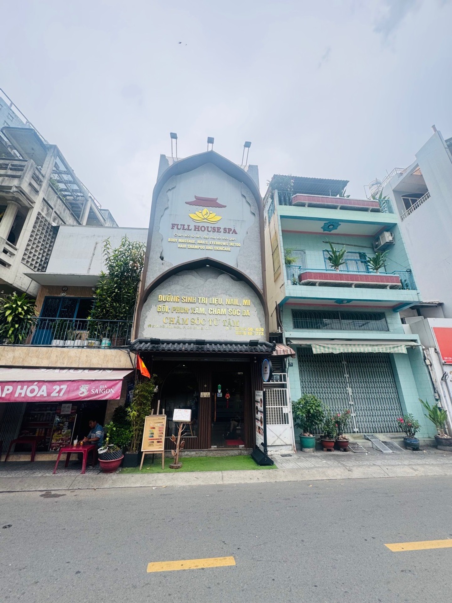 Nhà mặt phố Q1 kinh doanh đỉnh giá tốt