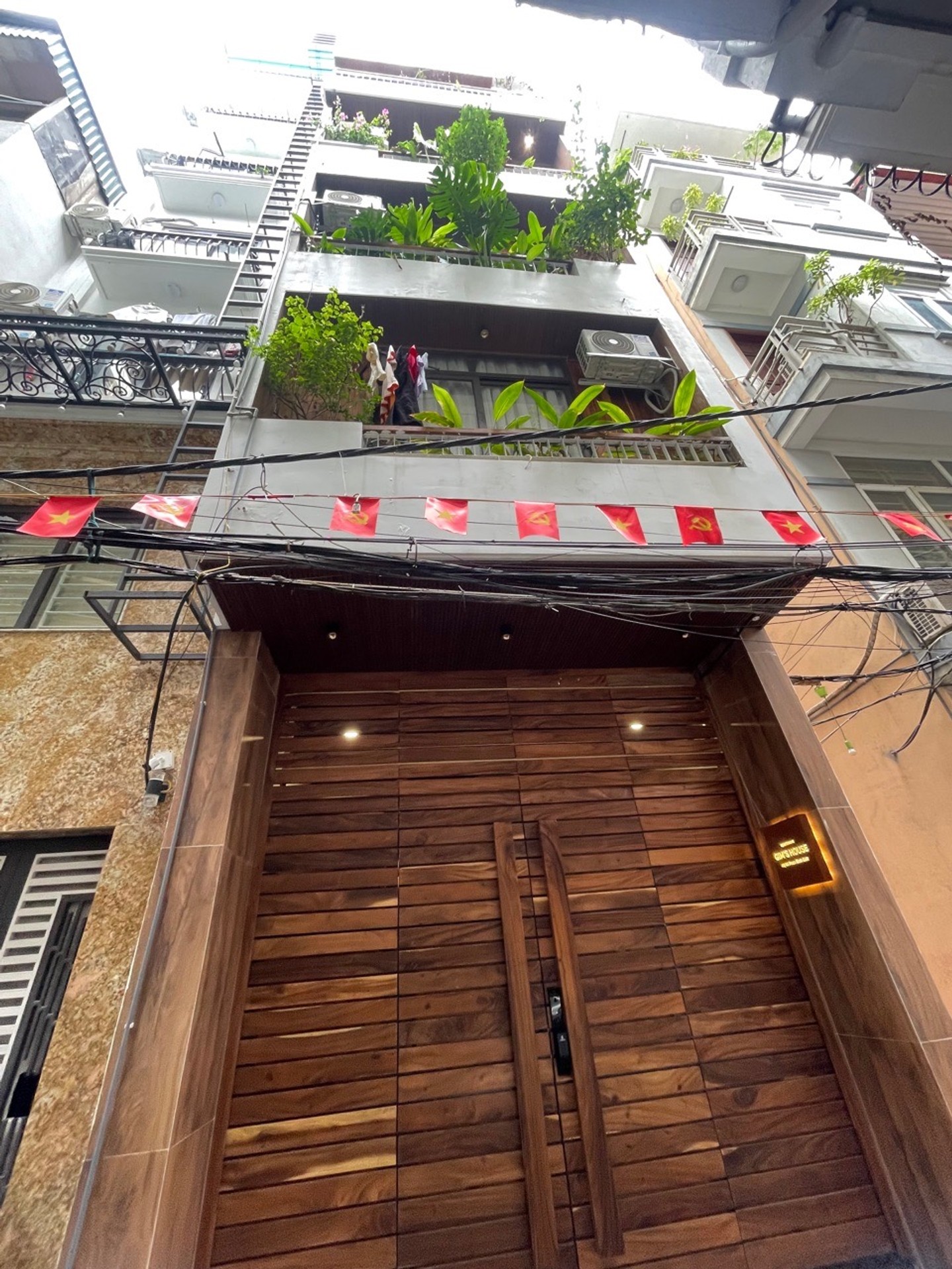 PHÂN LÔ- MỚI ĐẸP THIẾT KẾ CHÂU ÂU- DÒNG TIỀN TỐT- LÔ GÓC 3 THOÁNG - SIÊU HIẾM