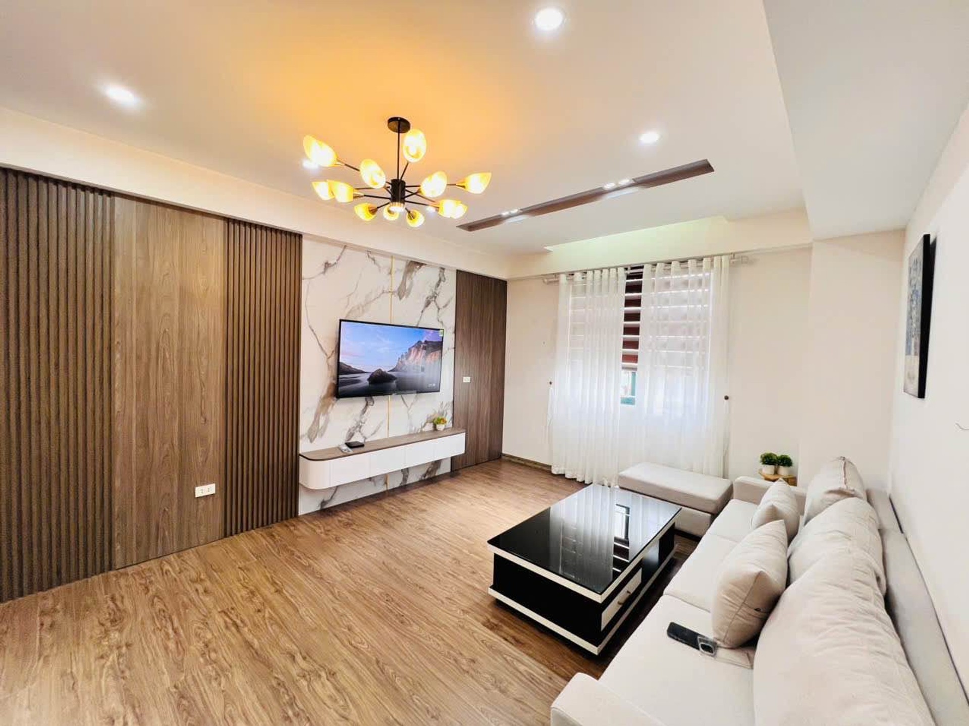 🔥 7.2 TỶ, BÁN CĂN HỘ NGUYÊN BẢN NGUYỄN XIỂN 120m2, 3 NGỦ RỘNG, CÓ SLOT Ô TÔ, GẦN GA VÀNH ĐAI 3.