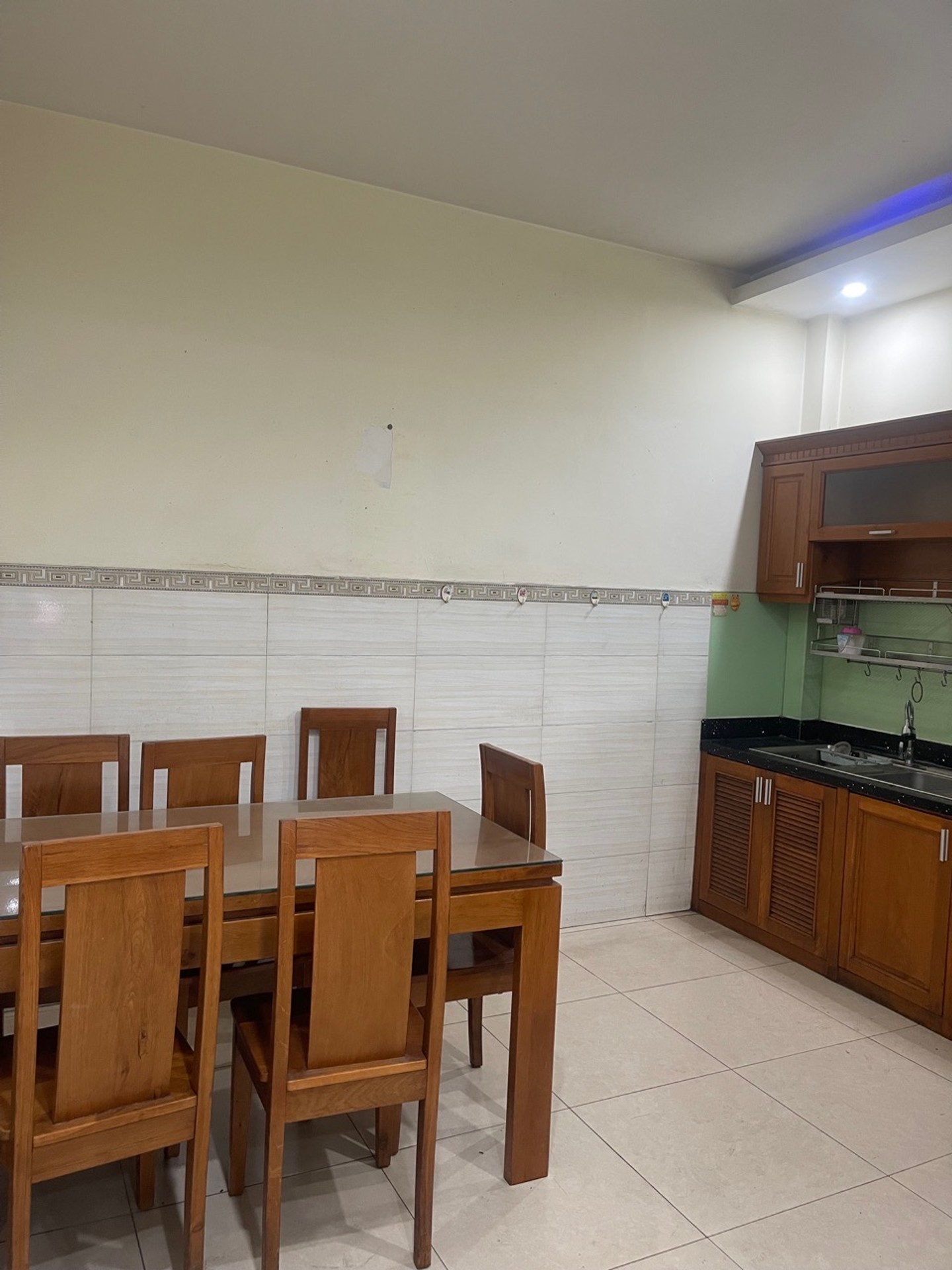 Nhà mặt phố Bàu Cát, 4 tầng, kinh doanh sầm uất giá rẻ