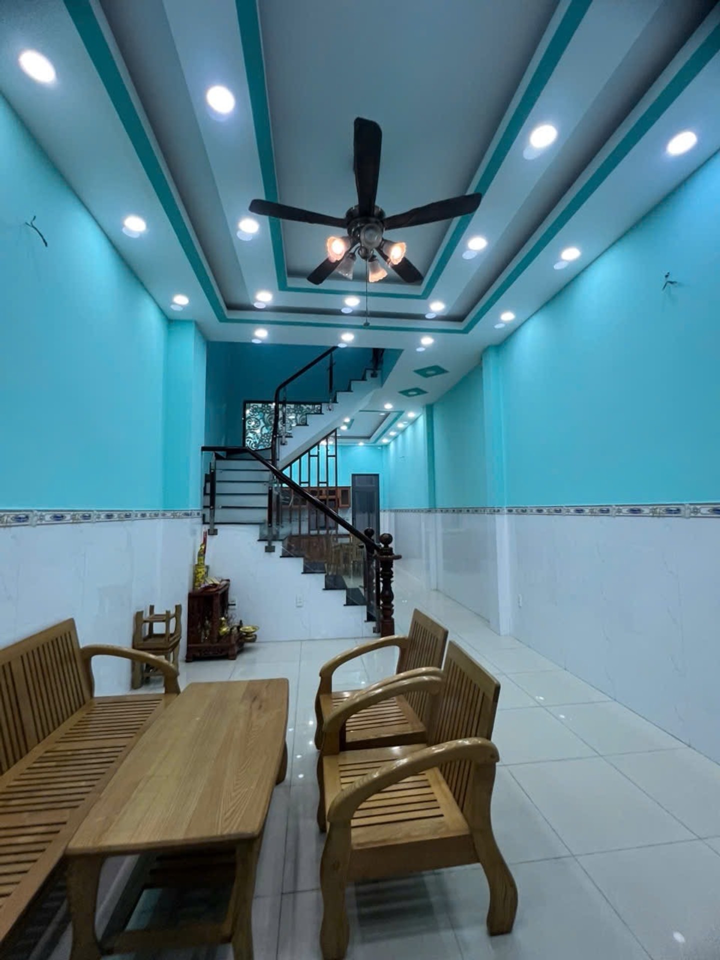BÁN NHÀ ĐẸP SÁT AEO.N MAILL B.TÂ.N - HẺM ÔTÔ - ( 4X15M ) NHỈNH 5$