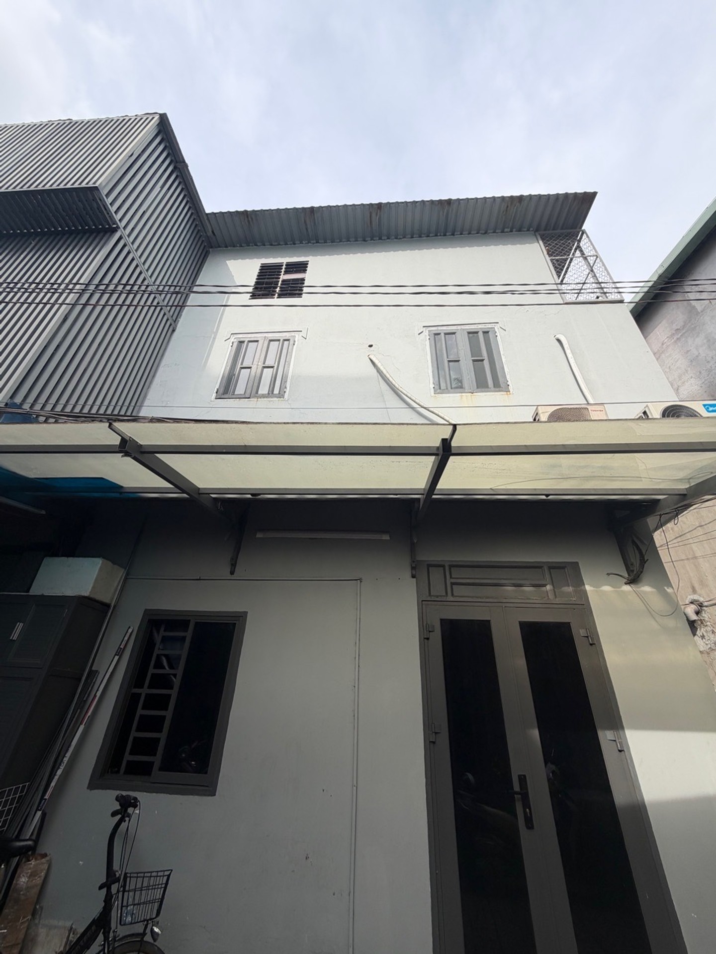 Nhà riêng 3 tầng 46m2 tại Bình Long, 5 phòng ngủ, giá 5,5 tỷ