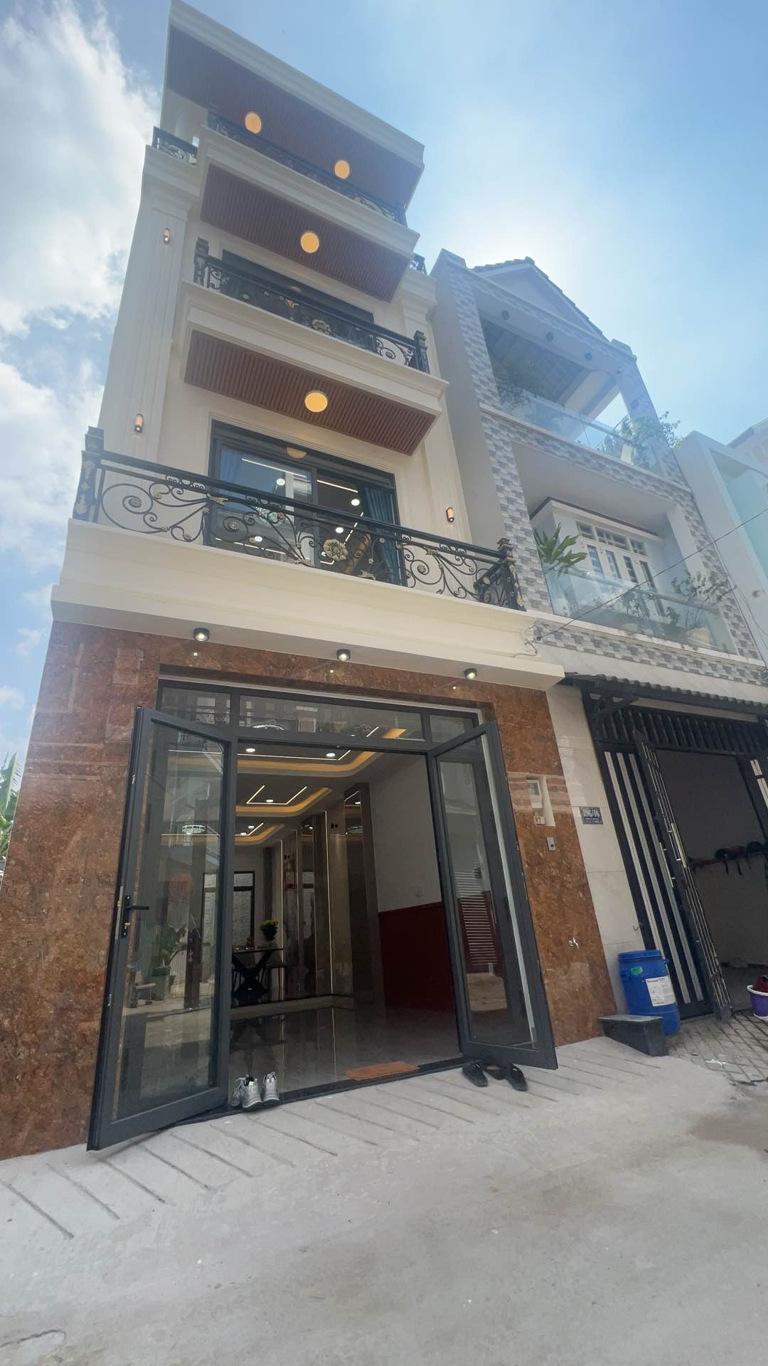 Nhà Mới Siêu Đẹp 4 Tầng, Hxh 4m Lã Xuân Oai, Long Trường, Quận 9. Chỉ 6 tỷ 8 Thương Lượng.