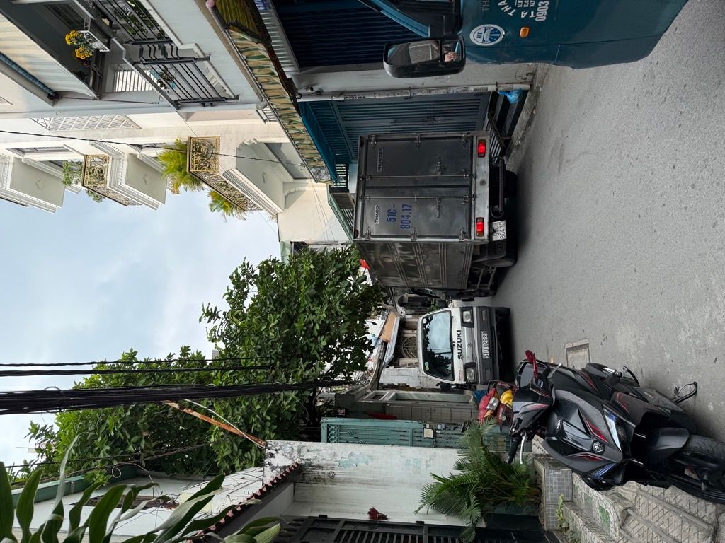 NHÀ 4 TẦNG HẺM NHỰA 6M THÔNG - KHU BÀU CÁT NI SƯ HUỲNH LIÊN - GẦN 120M2