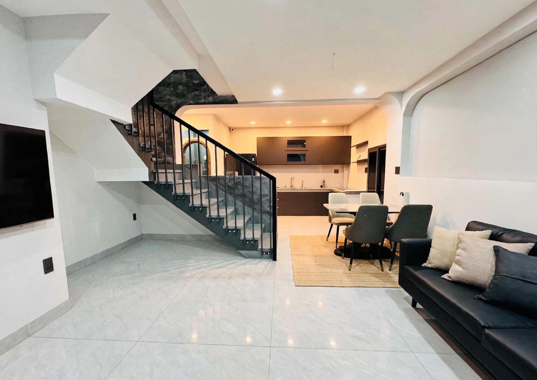 NHÀ HẺM Ô TÔ - 2 TẦNG - 45M2 - SHR - NỞ HẬU TÀI LỘC - CHỈ 5.64T
