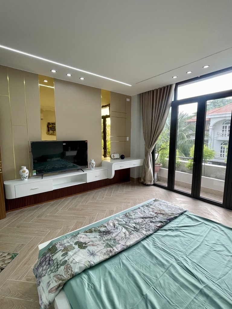 Bán nhà riêng 5 tầng 75m2 khu Tên Lửa, Bình Trị Đông, Bình Tân, gần Aeon Mail Tân Phú.
