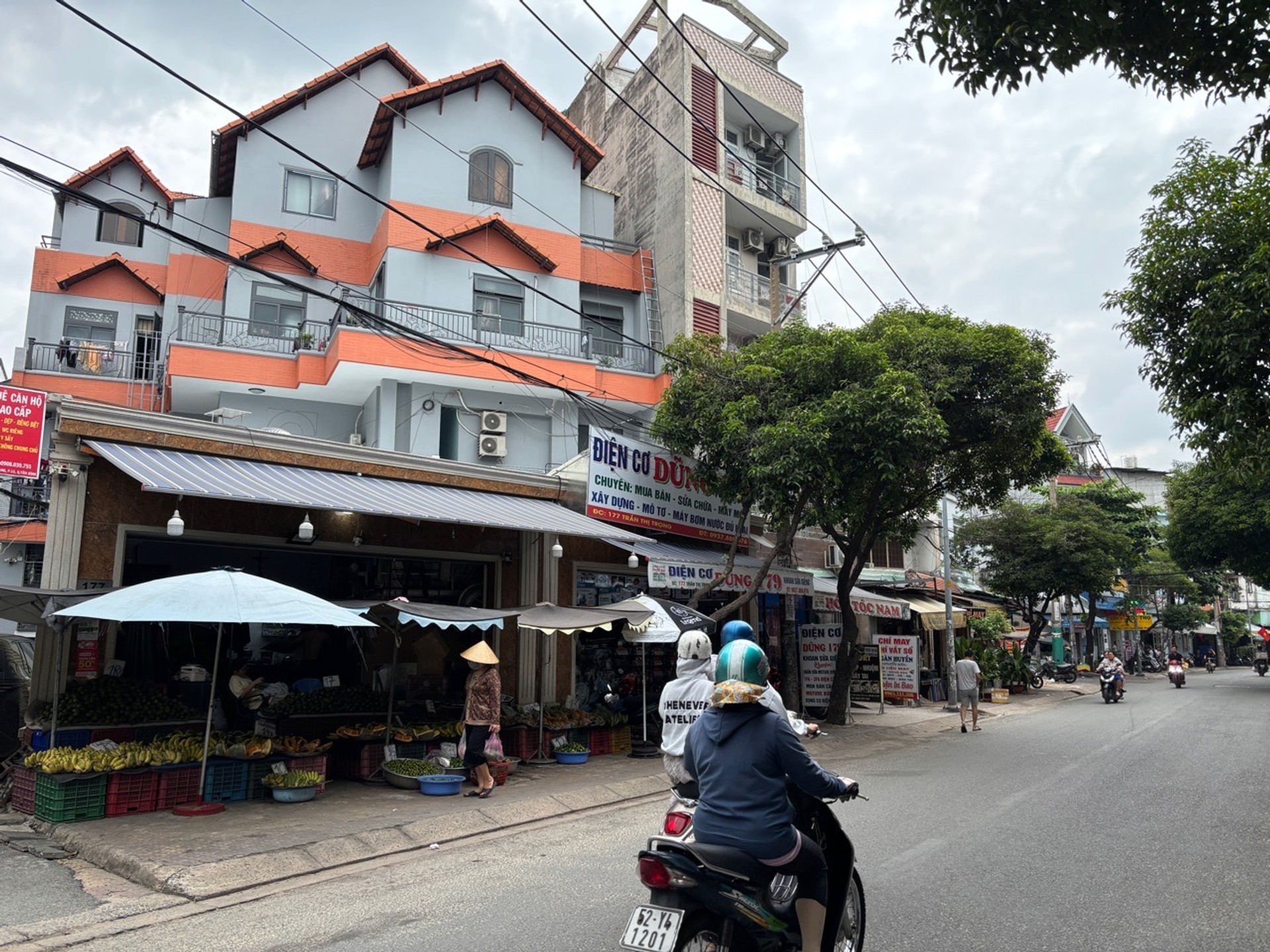 Bán nhà mặt phố Phạm Văn Bạch ,280m, 5 tầng, 21 phòng khép kín, ngang 15m