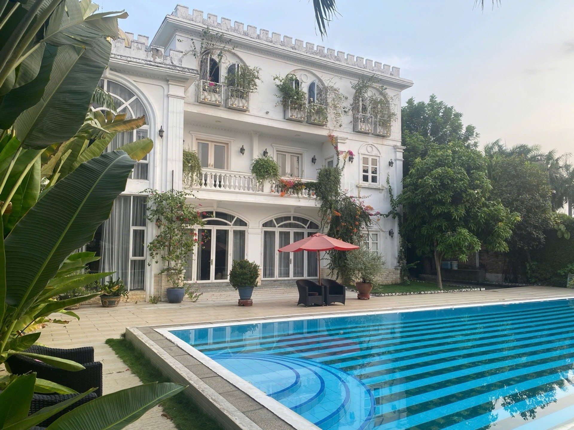 Bán biệt thự mặt tiền Bùi Công Trừng, rộng 40m tại Hóc Môn, diện tích 2860m2
