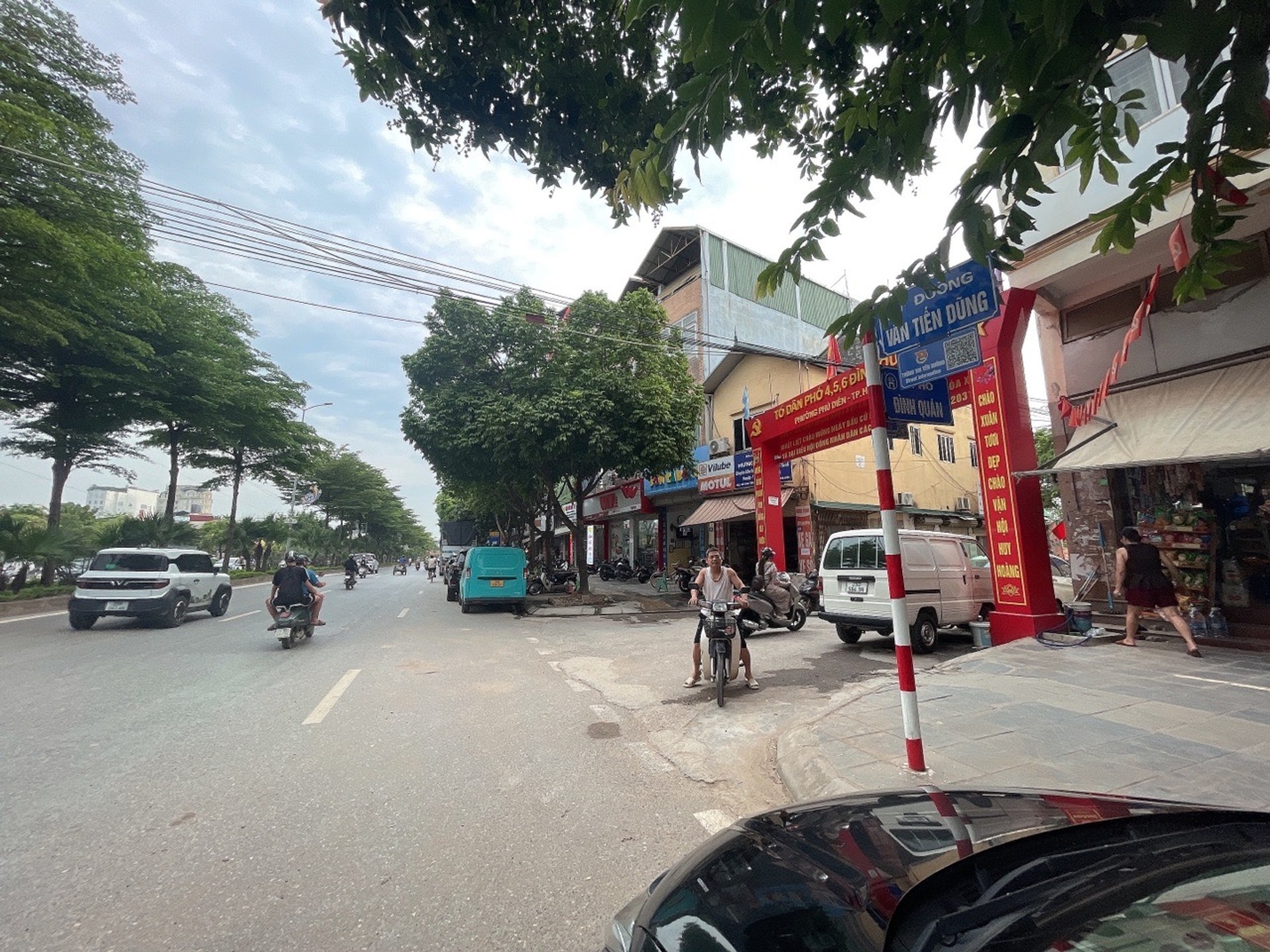 Bán nhà riêng văn tiến dũng 4 tầng diện tích 35.2 m², ô tô vào kinh doanh