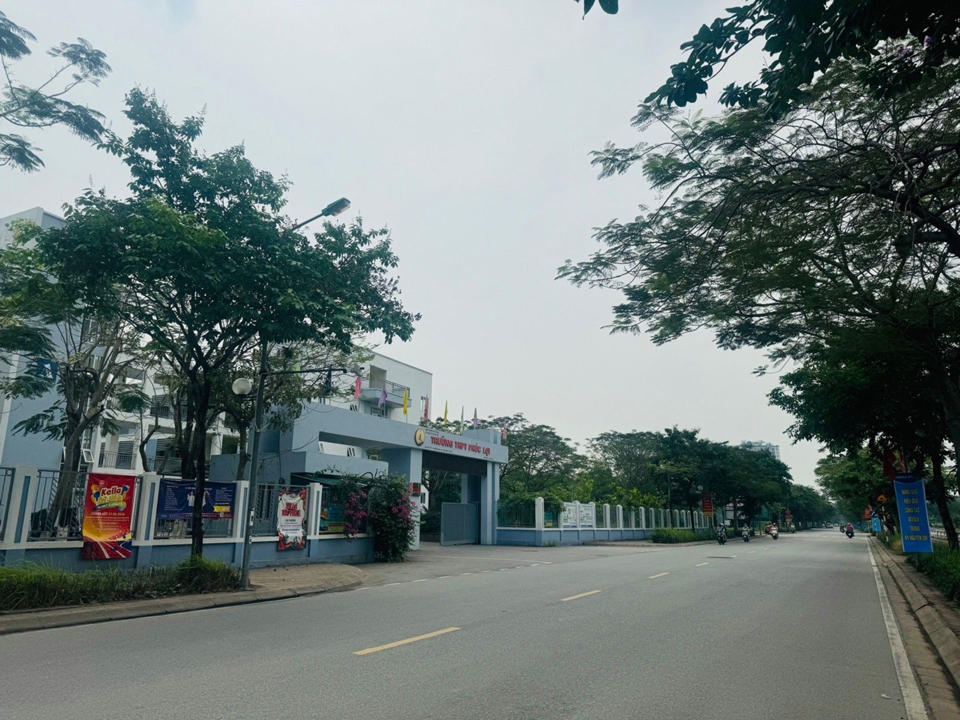 BÁN ĐẤT PHÚC LỢI 191,7M2- MT 6.3m- NGÕ THÔNG, Ô TÔ TRÁNH ĐỖ - 32.6 Tỷ