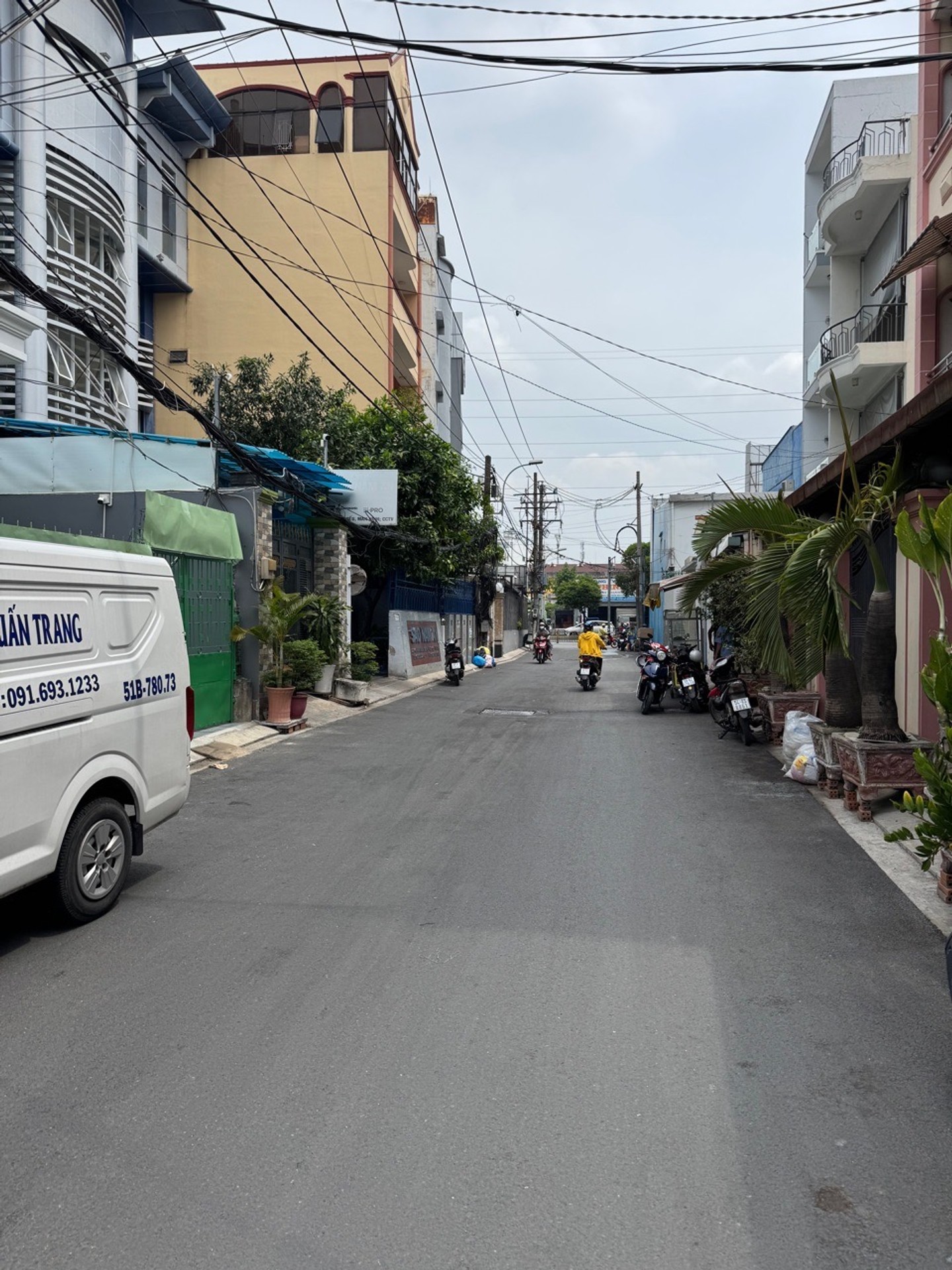 Bán nhà mặt tiền nội bộ Kinh Dương Vương, Quận 6, 92m2, 3 tầng 4pn. Giá 10 tỷ