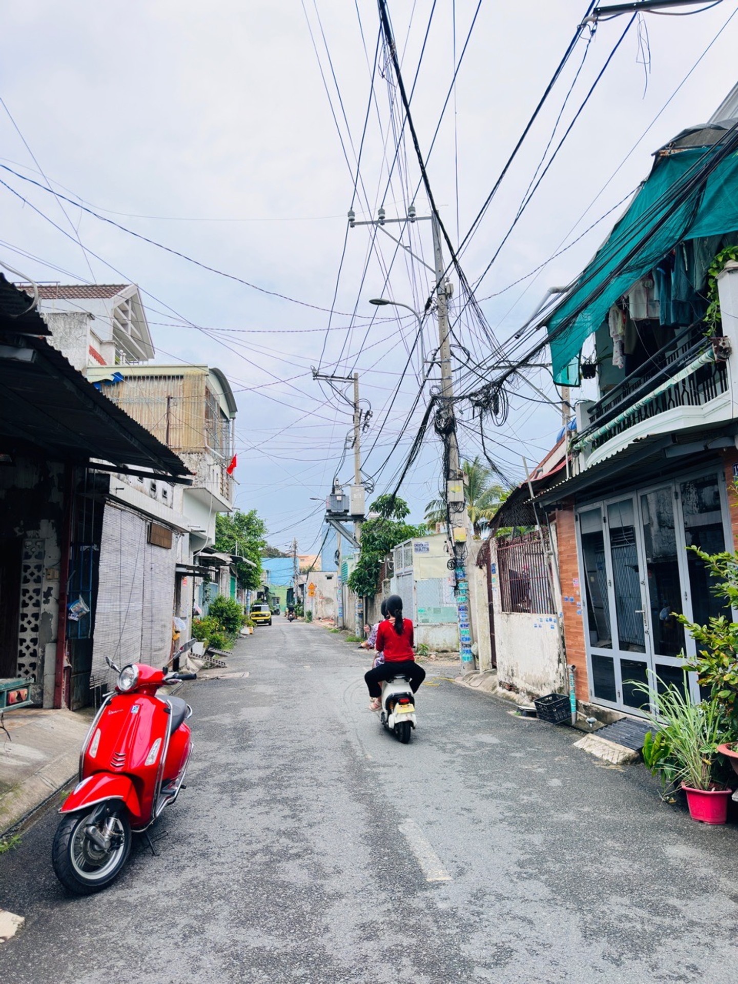 Bán nhà riêng 2 tầng tại Tân Xuân - Trung Chánh, Hóc Môn, mặt tiền 4m, giá 3.8 tỷ