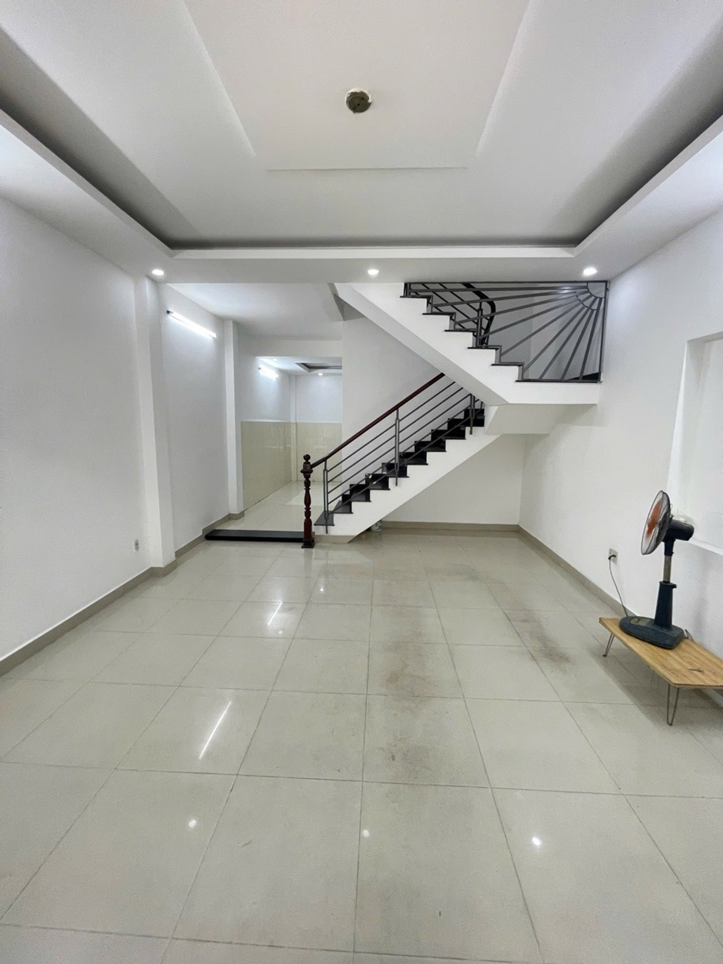 Nhà 3 tầng lung linh tại Trường Chinh, giá chỉ 6.5 tỷ