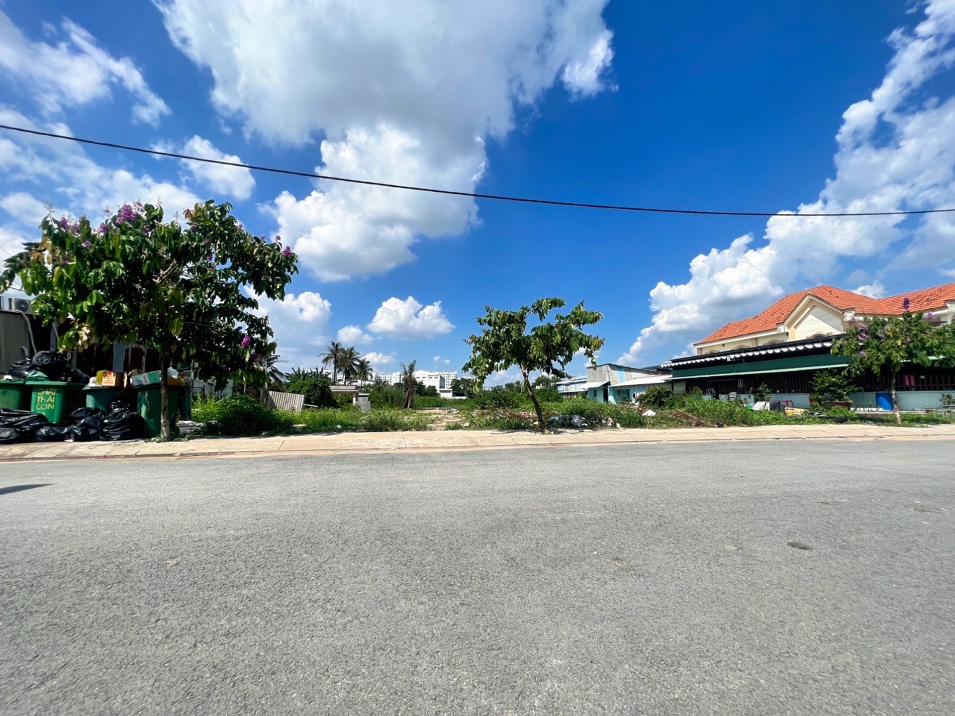 Lô Đất Vàng 999m² Mặt Tiền Rộng, Tiềm Năng Phát Triển Cao