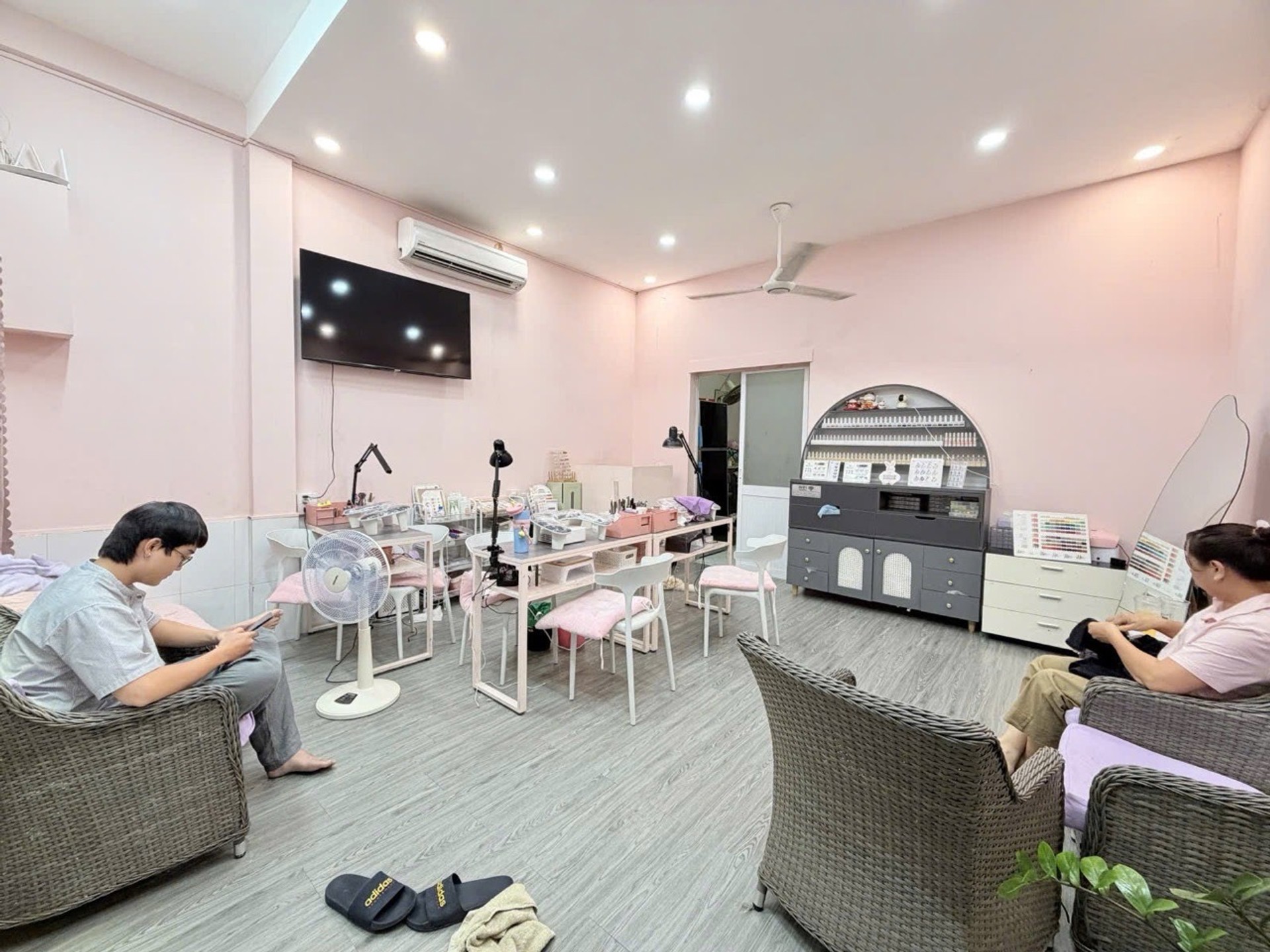 Nhà riêng 2 tầng, 3PN, diện tích 54m2 khu vực Nguyễn Văn Trỗi, Phú Nhuận