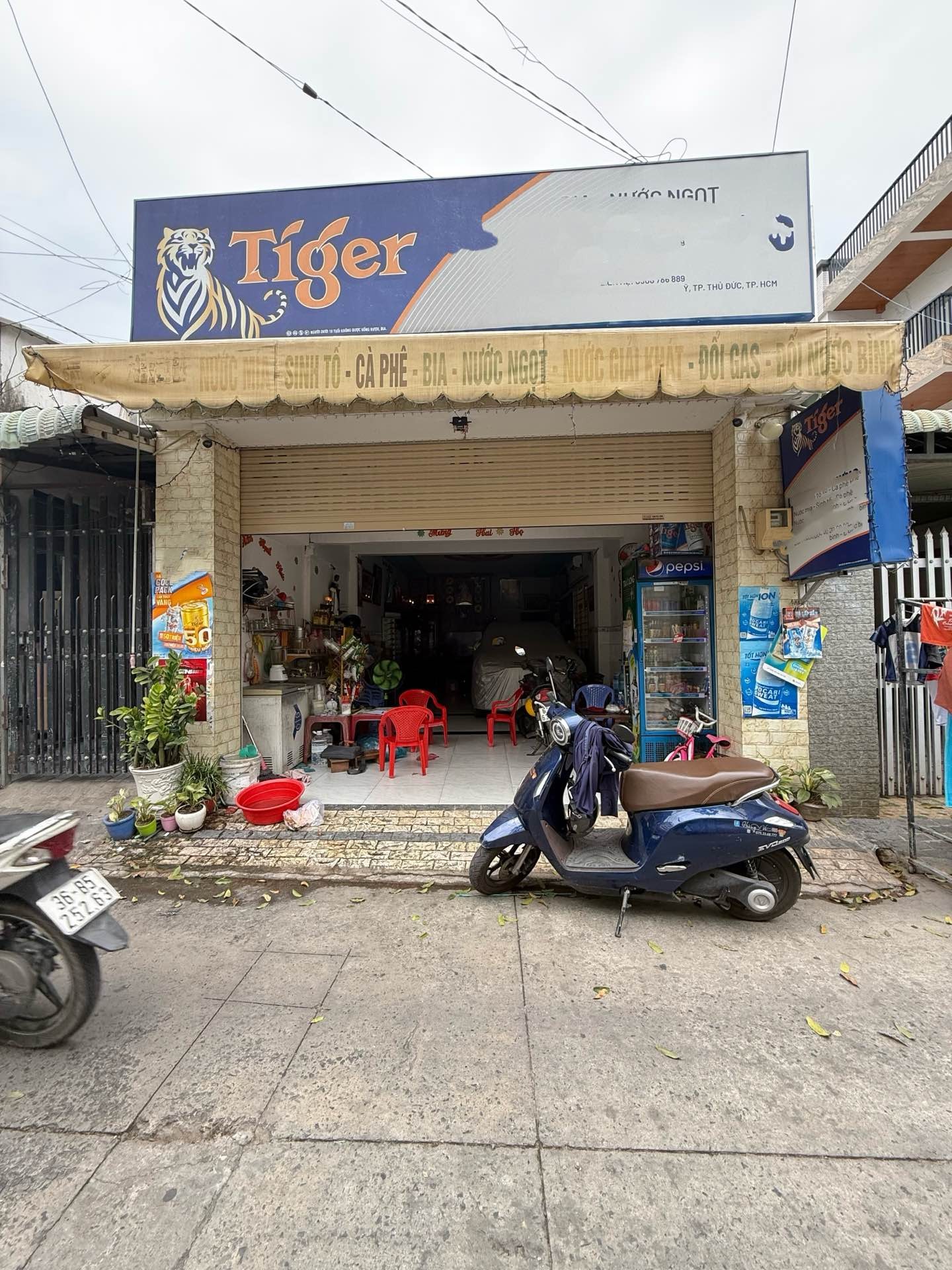 Nhà mặt tiền 2 tầng gần chợ, trường học tại Long Bình Thủ Đức