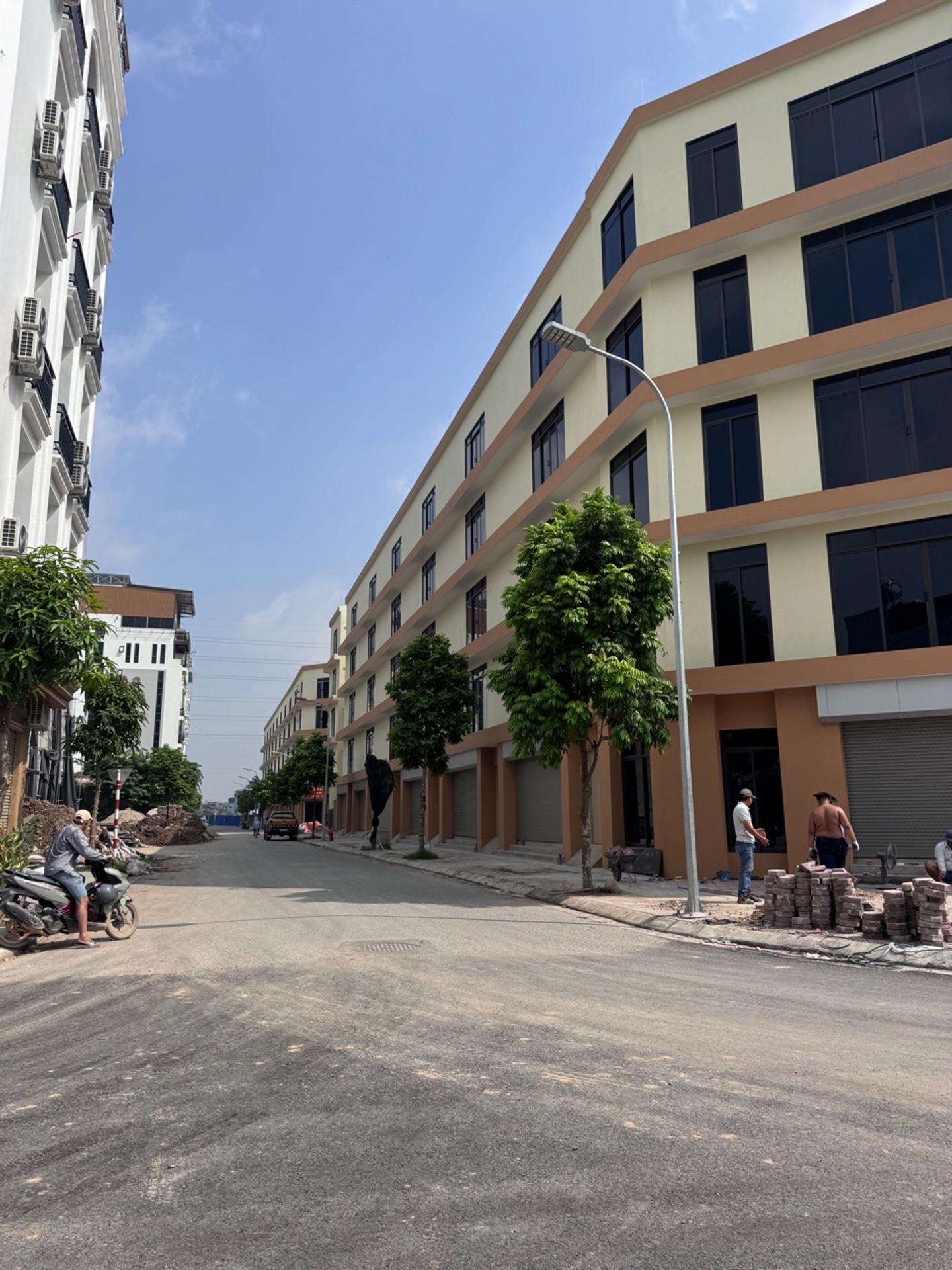 CƠ HỘI VÀNG SỞ HỮU CHUNG CƯ MINI ĐẮT GIÁ TẠI YÊN LỘ, YÊN NGHĨA,HÀ ĐÔNG 100m2, 8 Tầng, Vỉa hè, oto