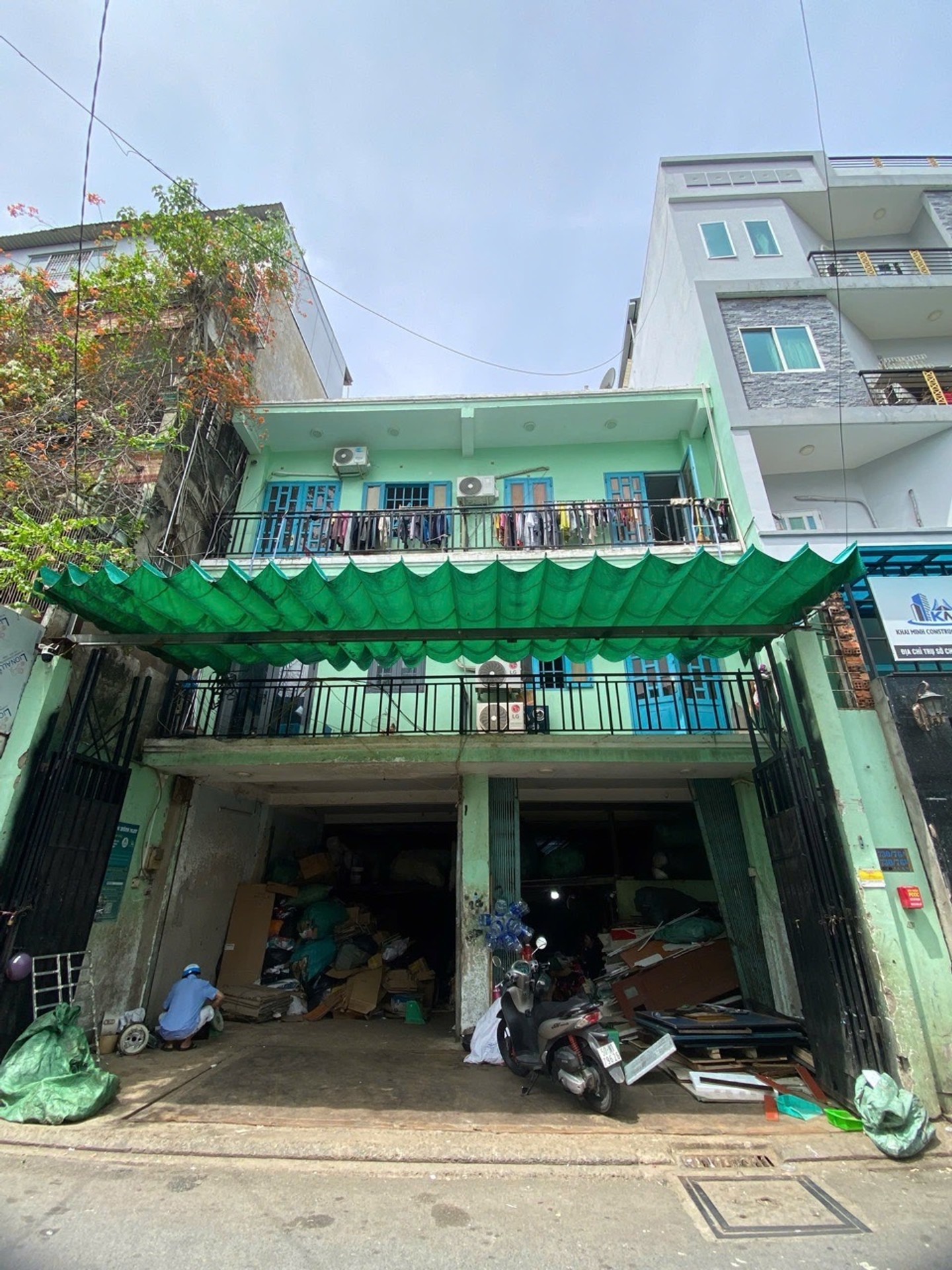 Sở hữu ngay 2 căn nhà hẻm xe tải Lạc Long Quân, tiện kinh doanh