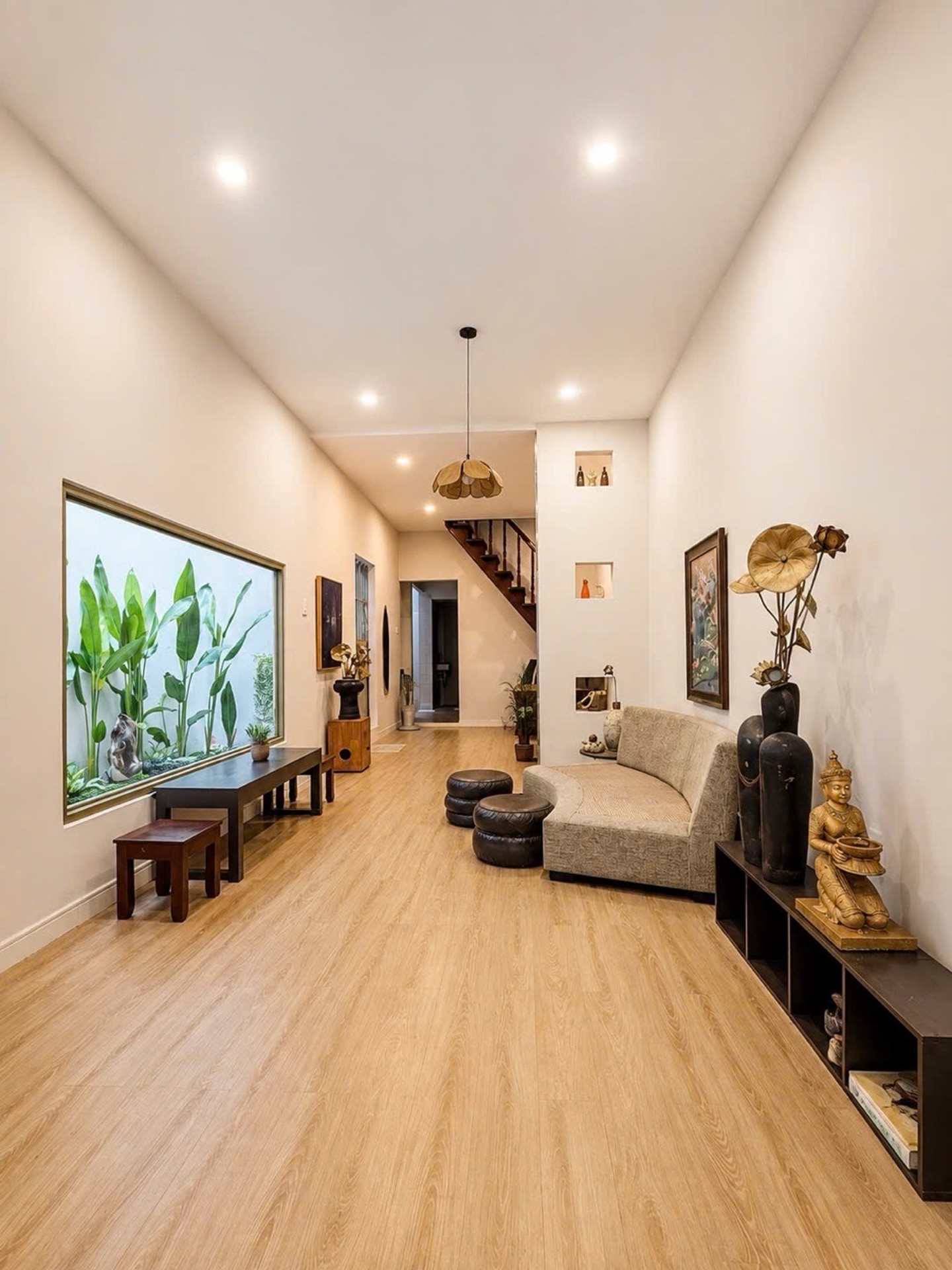 Nhà Modern Minimalist gần CLB Lan Anh - Sống thư giãn ngay trung tâm Q10