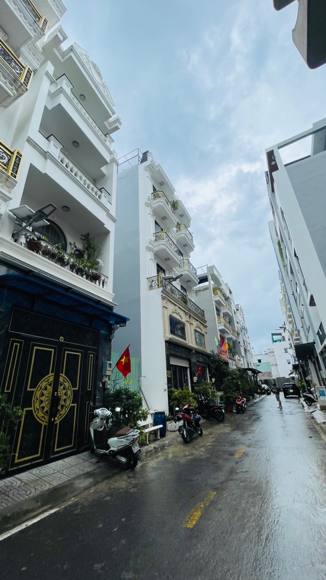 Nhà 5 Tầng Hiện Đại, Khu Dân Cư Cao Cấp Tân Phú