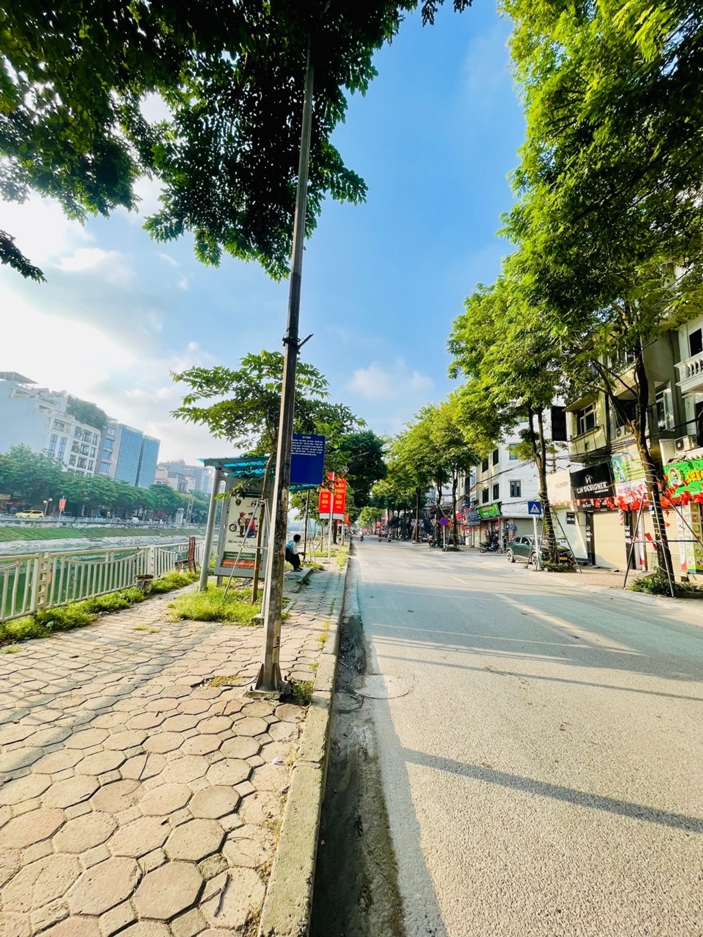 Bán nhà mặt phố Kim Giang 37.2 m2, 5 tầng, phù hợp kinh doanh đa ngành