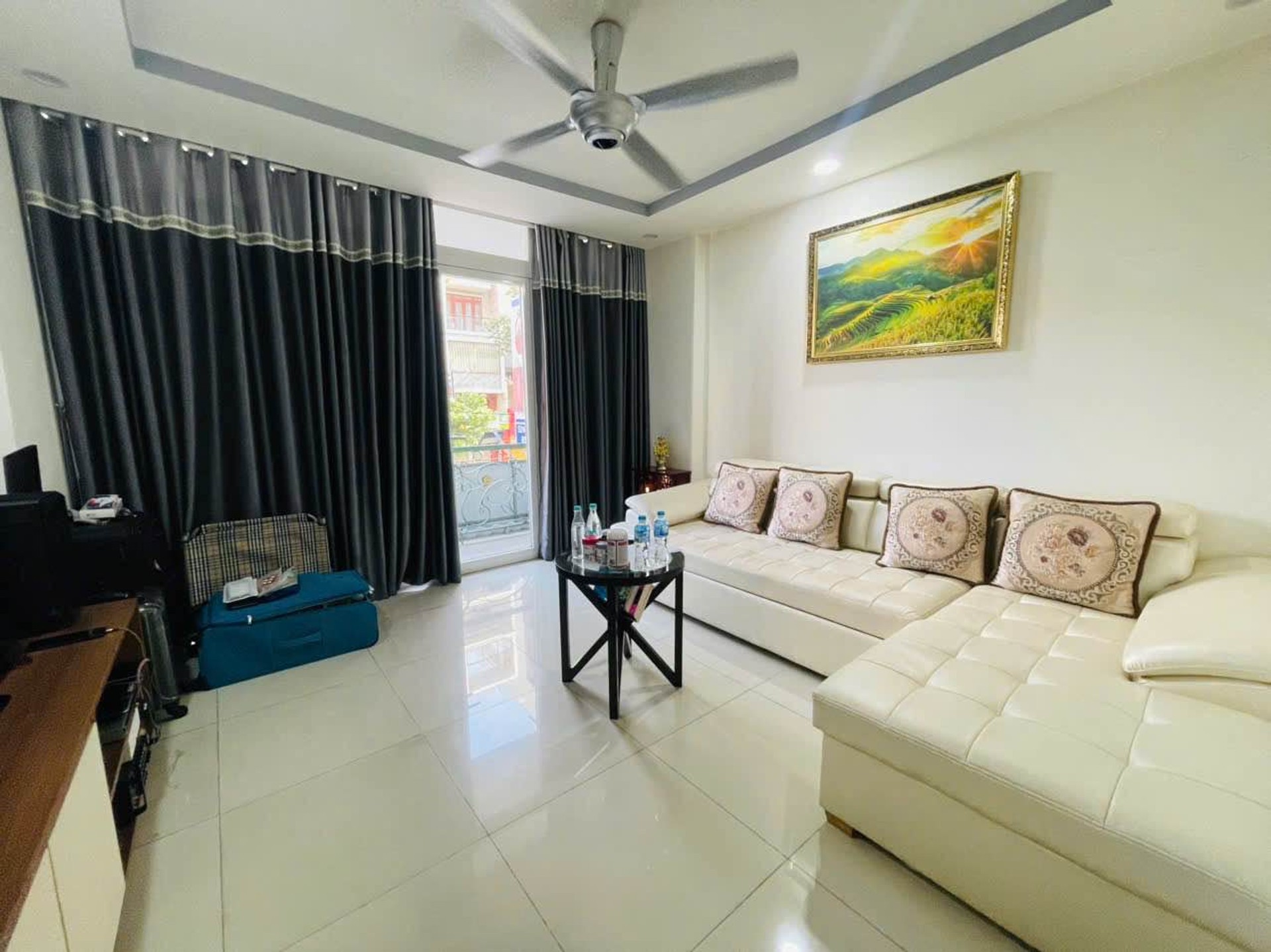 CỰC HIẾM AN DƯƠNG VƯƠNG Q5 – 6 TẦNG THANG MÁY – VỪA Ở VỪA HÁI RA TIỀN