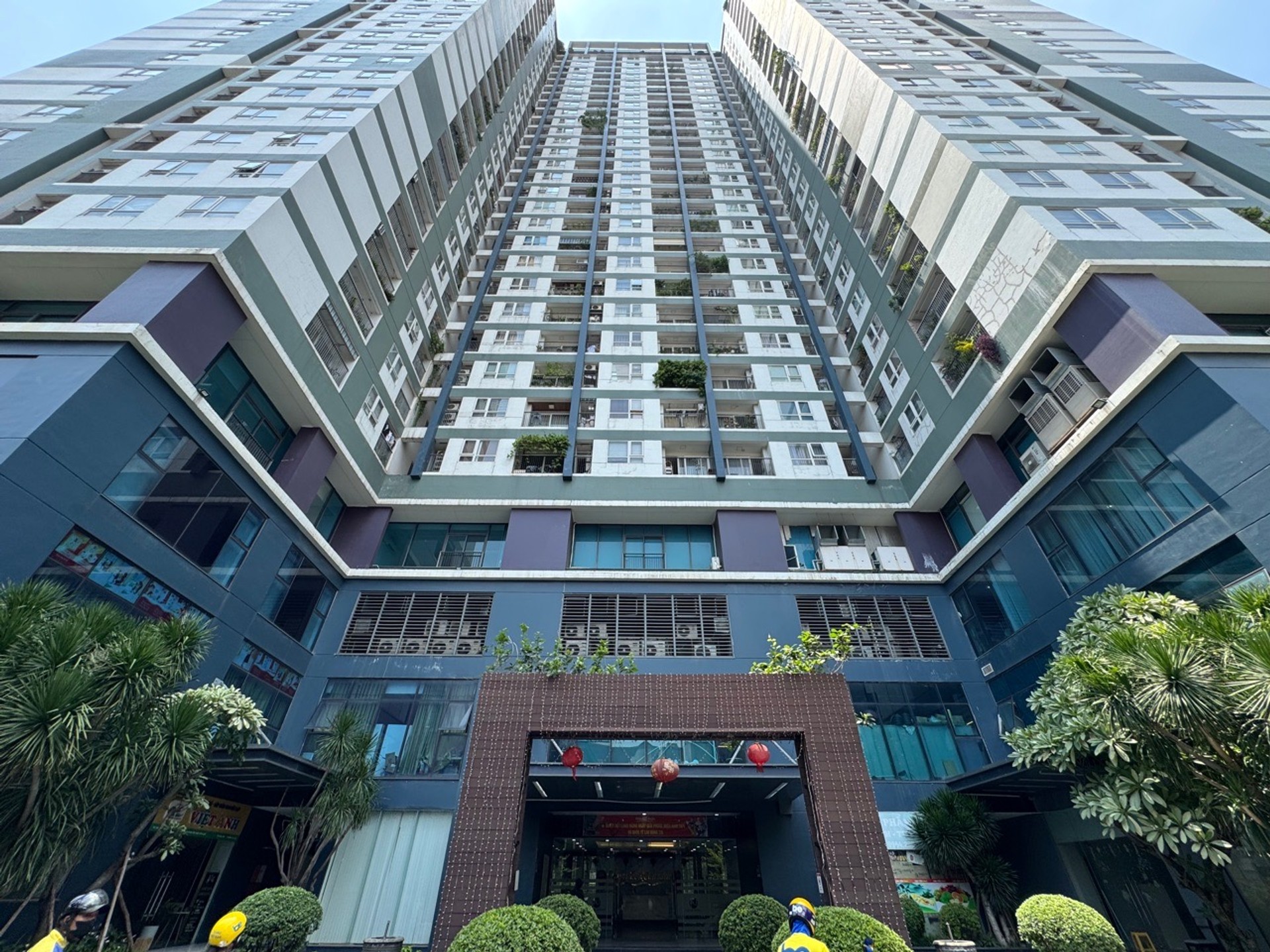 Bán căn hộ 2 phòng ngủ Riverside Garden quận Thanh Xuân, tầng thấp, full nội thất